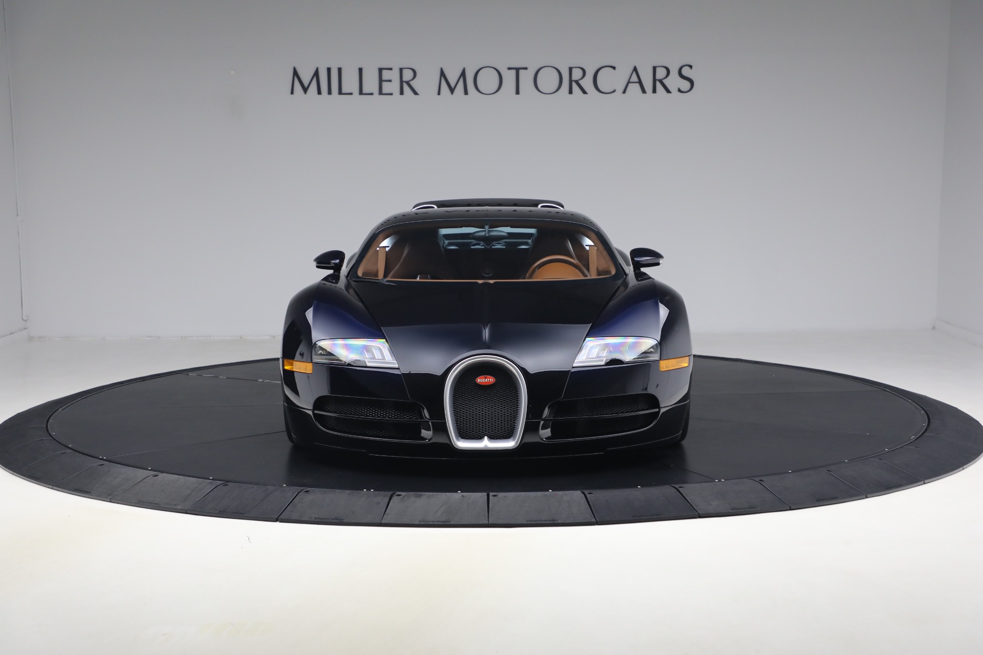 Used-2006-Bugatti-Veyron-164