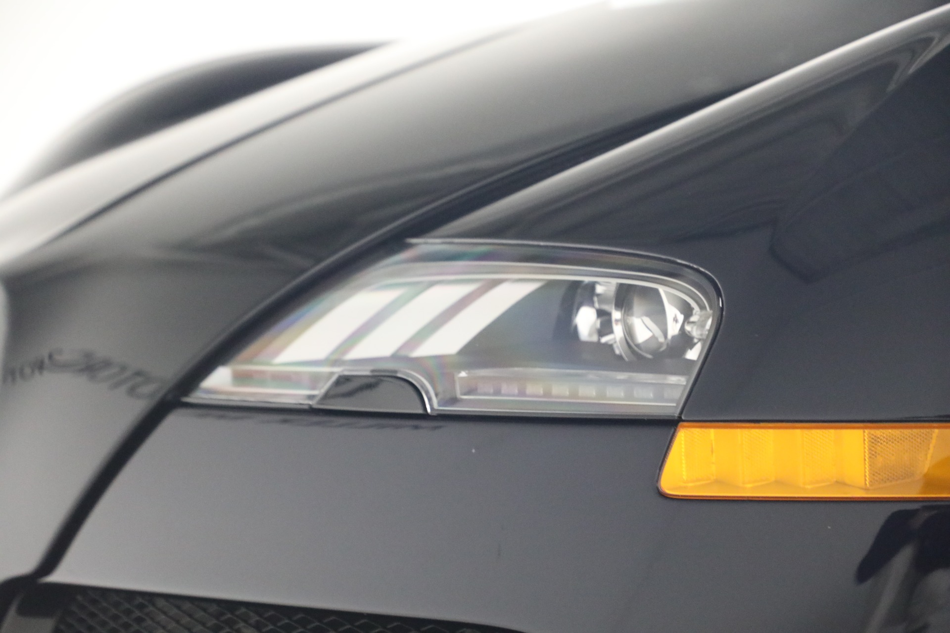 Used-2006-Bugatti-Veyron-164