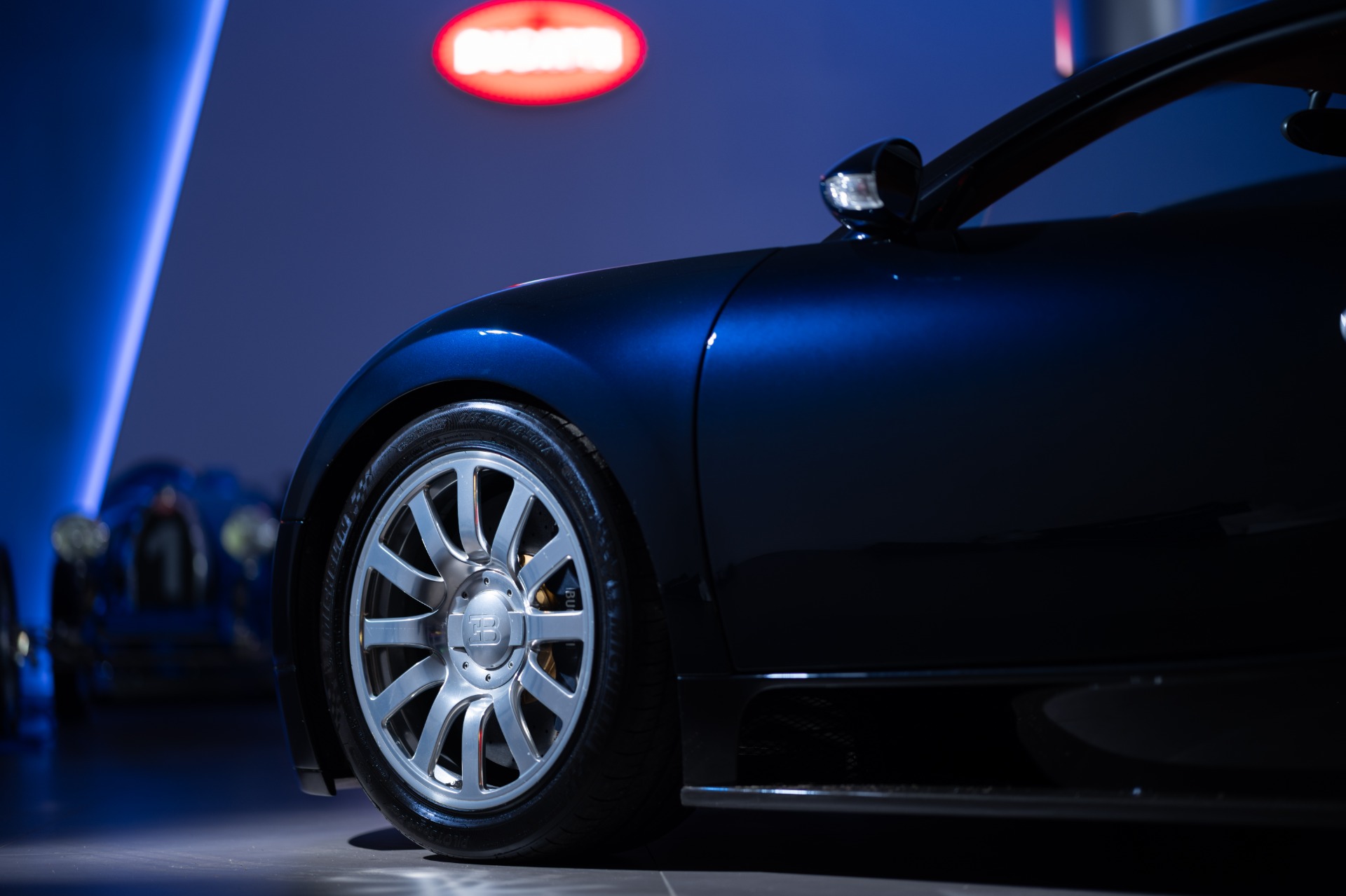 Used-2006-Bugatti-Veyron-164