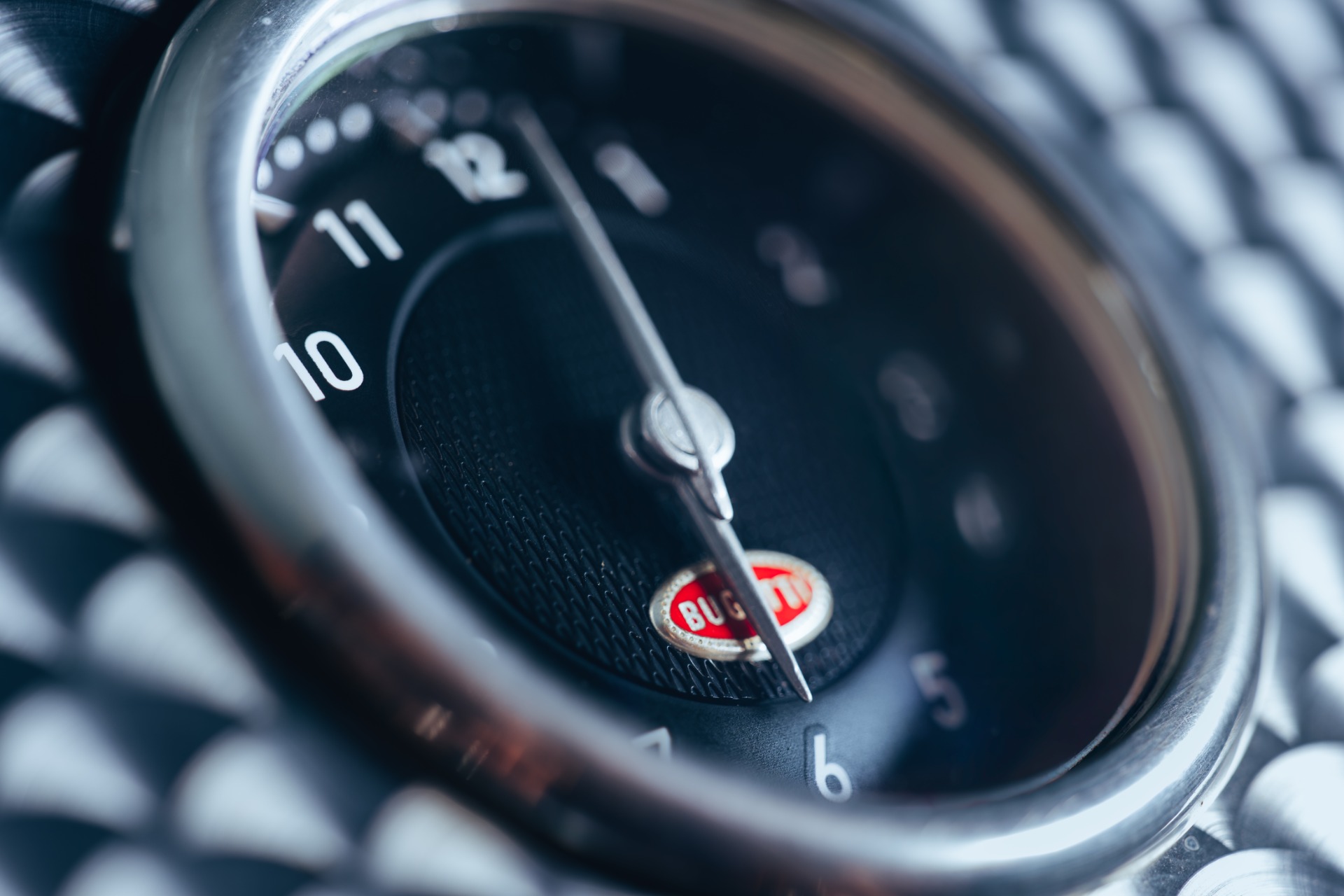 Used-2006-Bugatti-Veyron-164