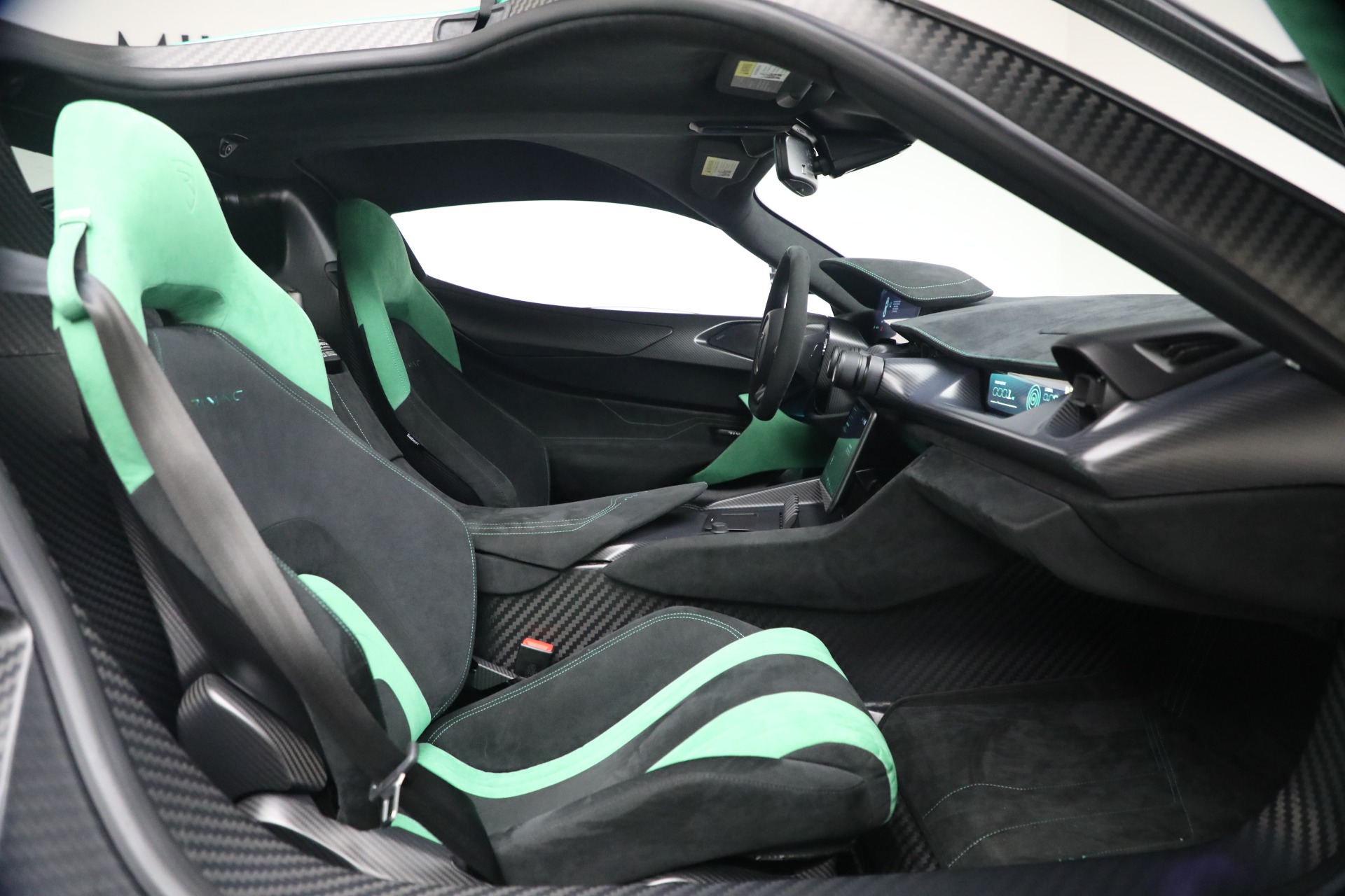 Used-2023-Rimac-Nevera-Time-Attack