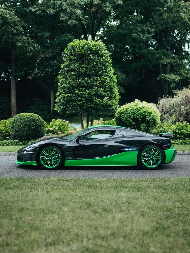 Used-2023-Rimac-Nevera-Time-Attack