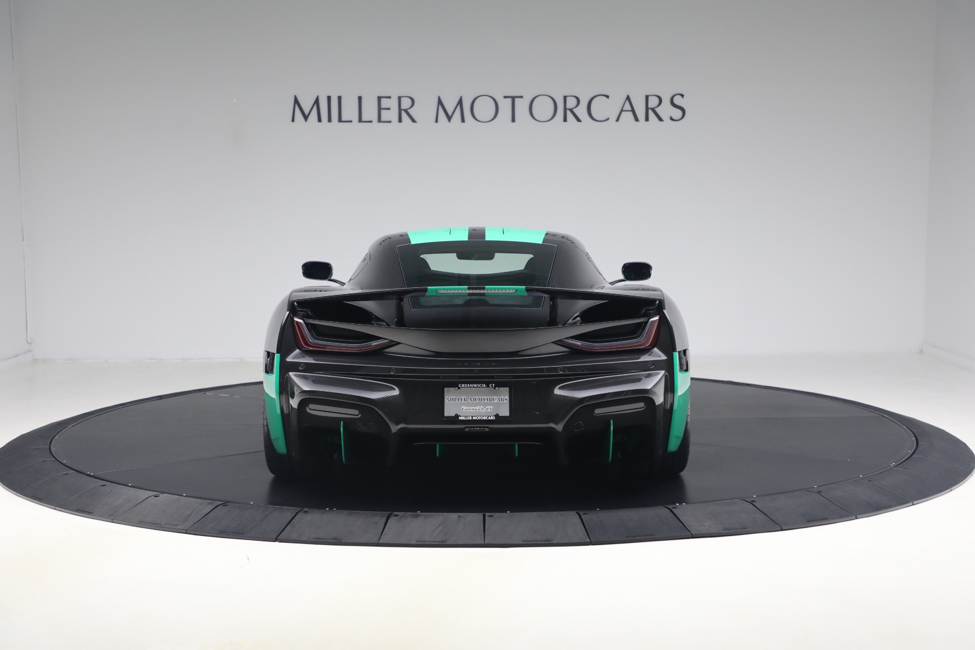 Used-2023-Rimac-Nevera-Time-Attack