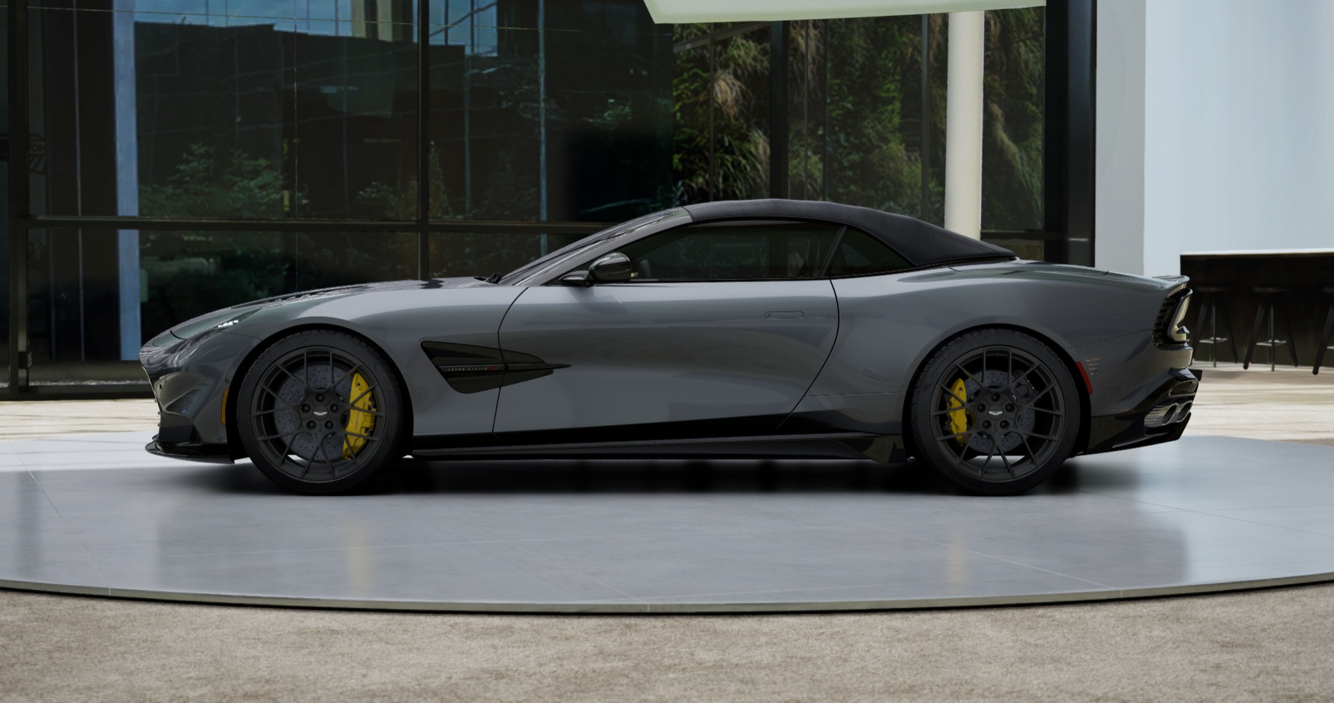 New-2026-Aston-Martin-Vanquish-Volante