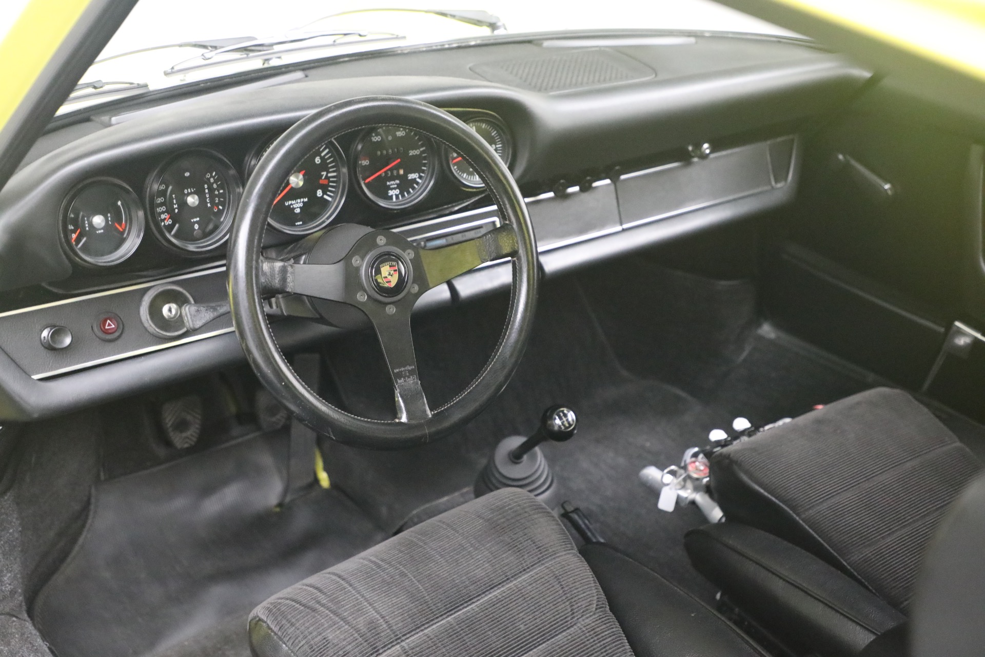 Used-1973-Porsche-911-Carrera-RS-M472