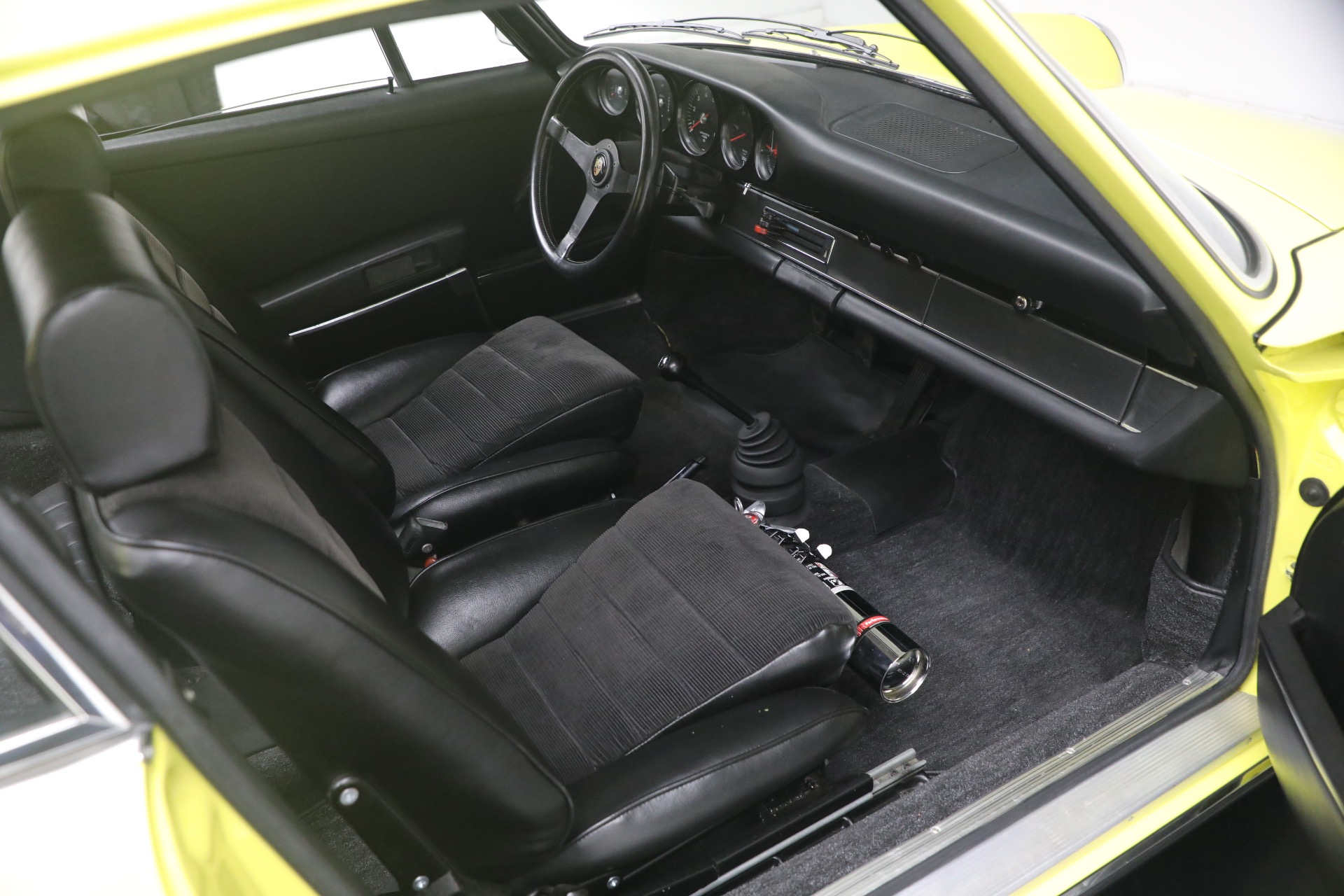 Used-1973-Porsche-911-Carrera-RS-M472