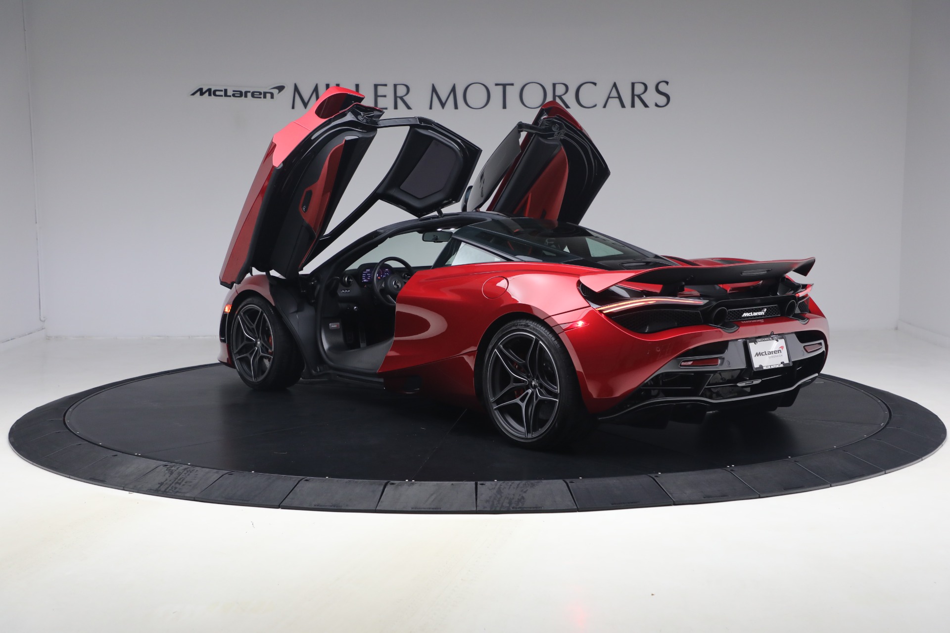 Used-2019-McLaren-720S-Performance