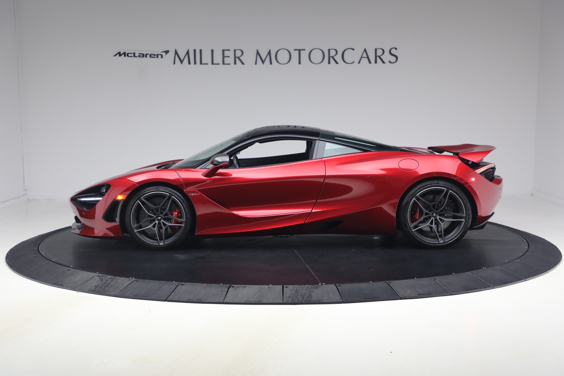 Used-2019-McLaren-720S-Performance