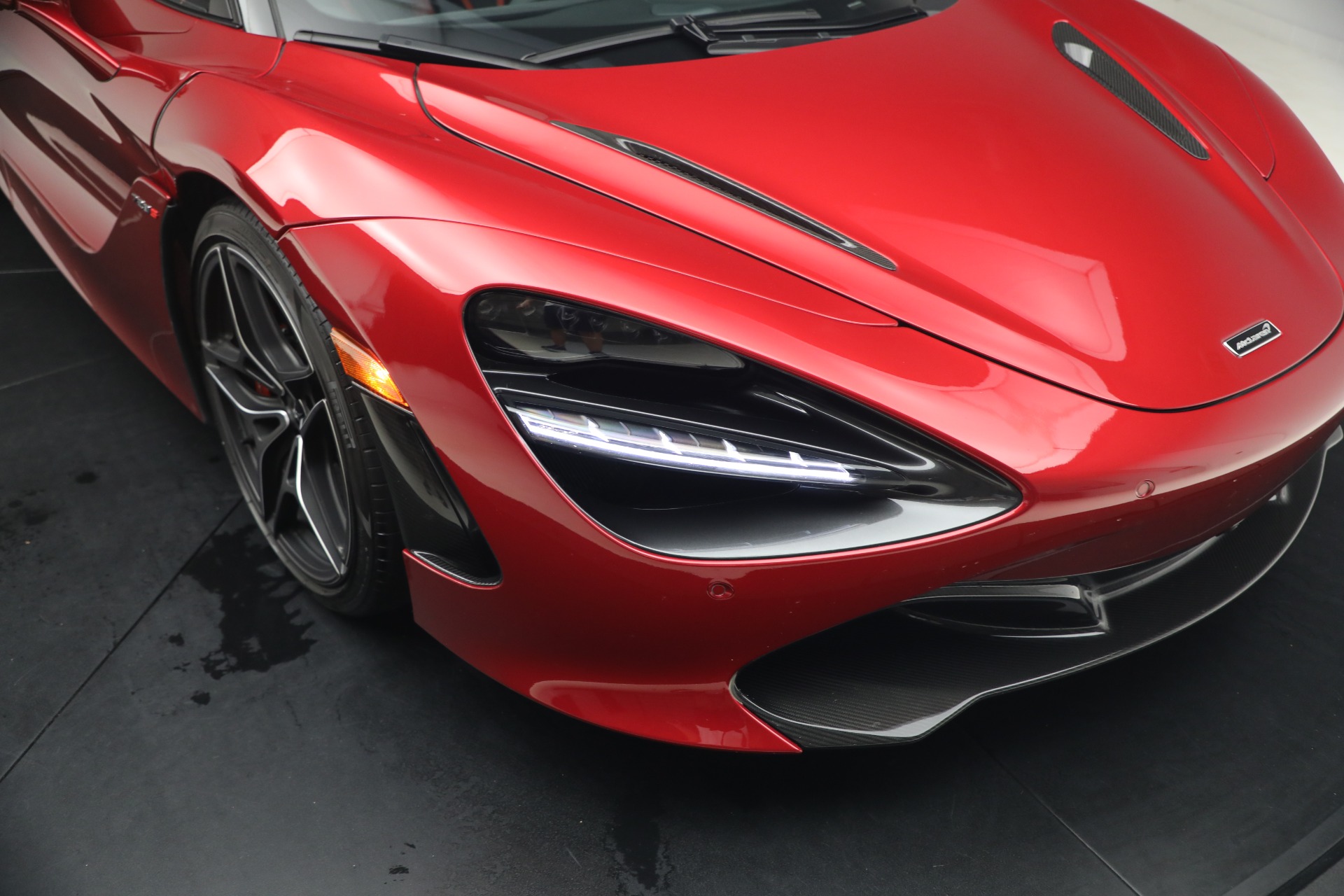 Used-2019-McLaren-720S-Performance