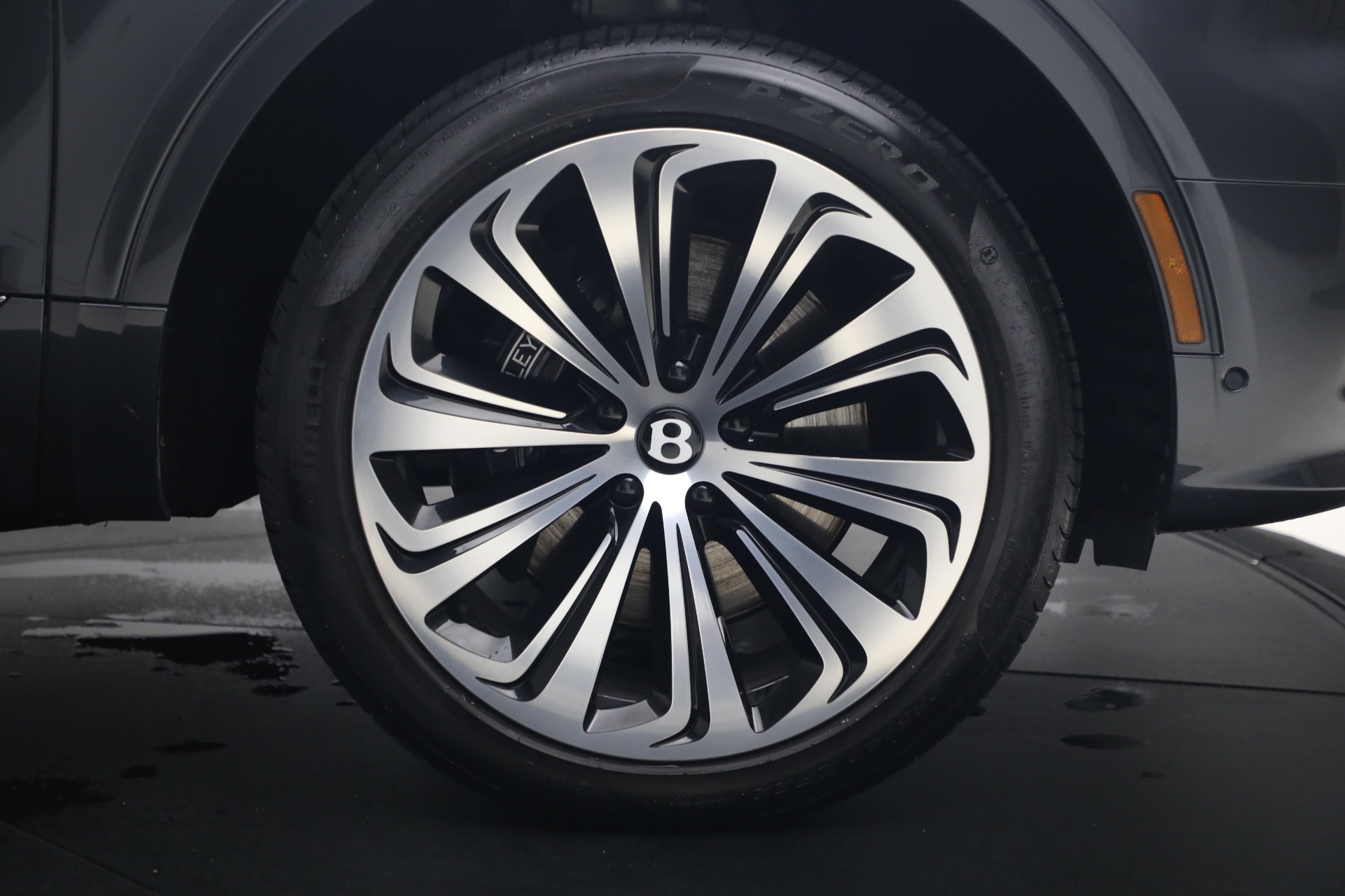 Used-2026-Bentley-Bentayga-EWB-Azure-V8