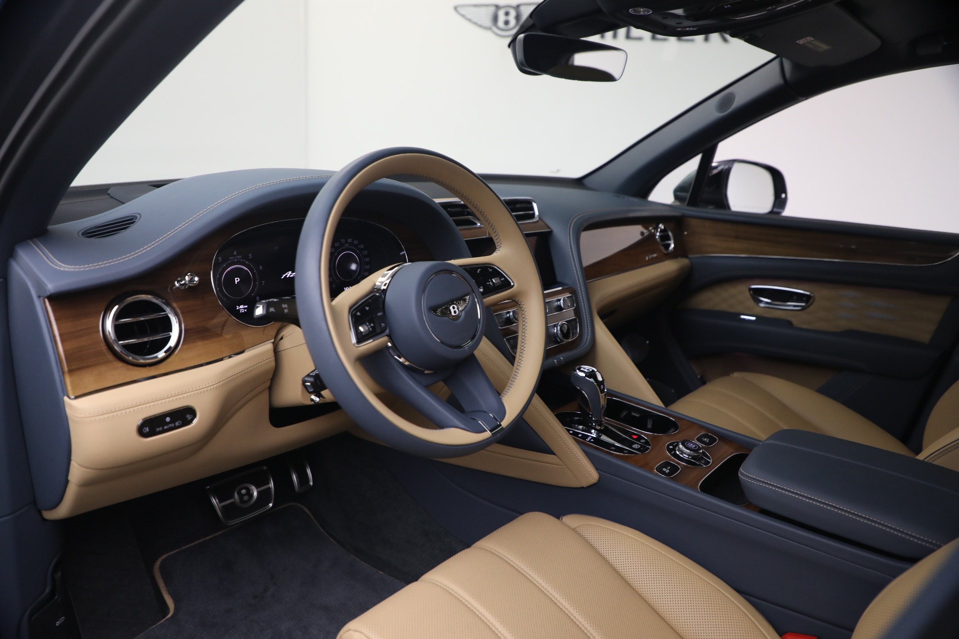 Used-2026-Bentley-Bentayga-EWB-Azure-V8