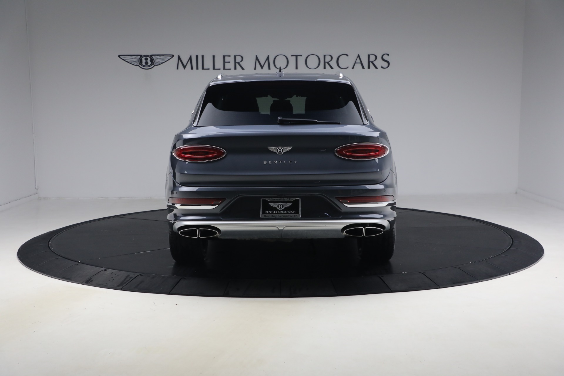 Used-2026-Bentley-Bentayga-EWB-Azure-V8
