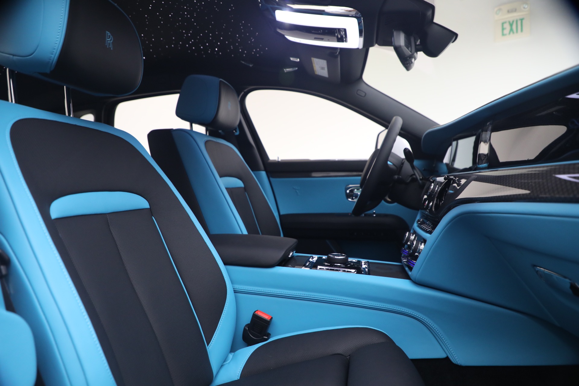 New-2027-Rolls-Royce-Black-Badge-Ghost