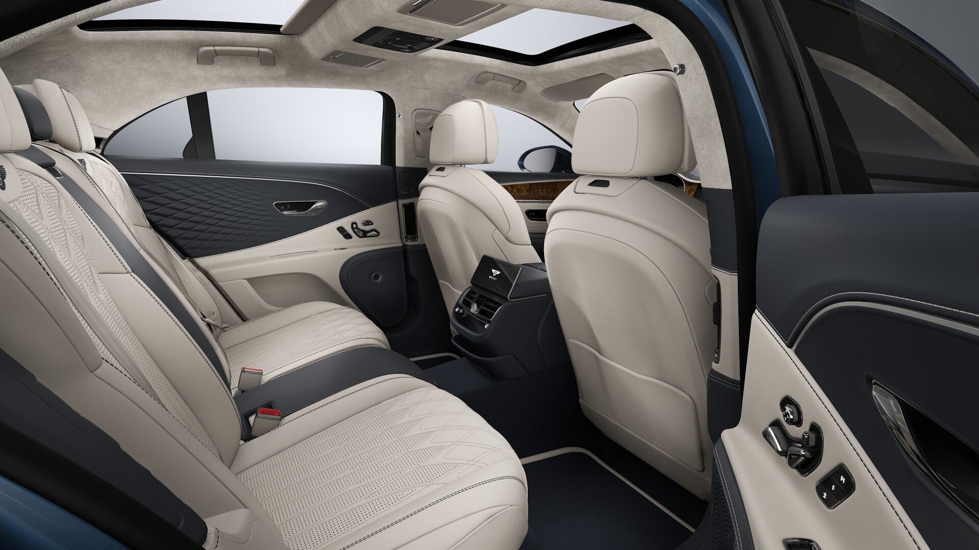 New-2027-Bentley-Flying-Spur-Azure