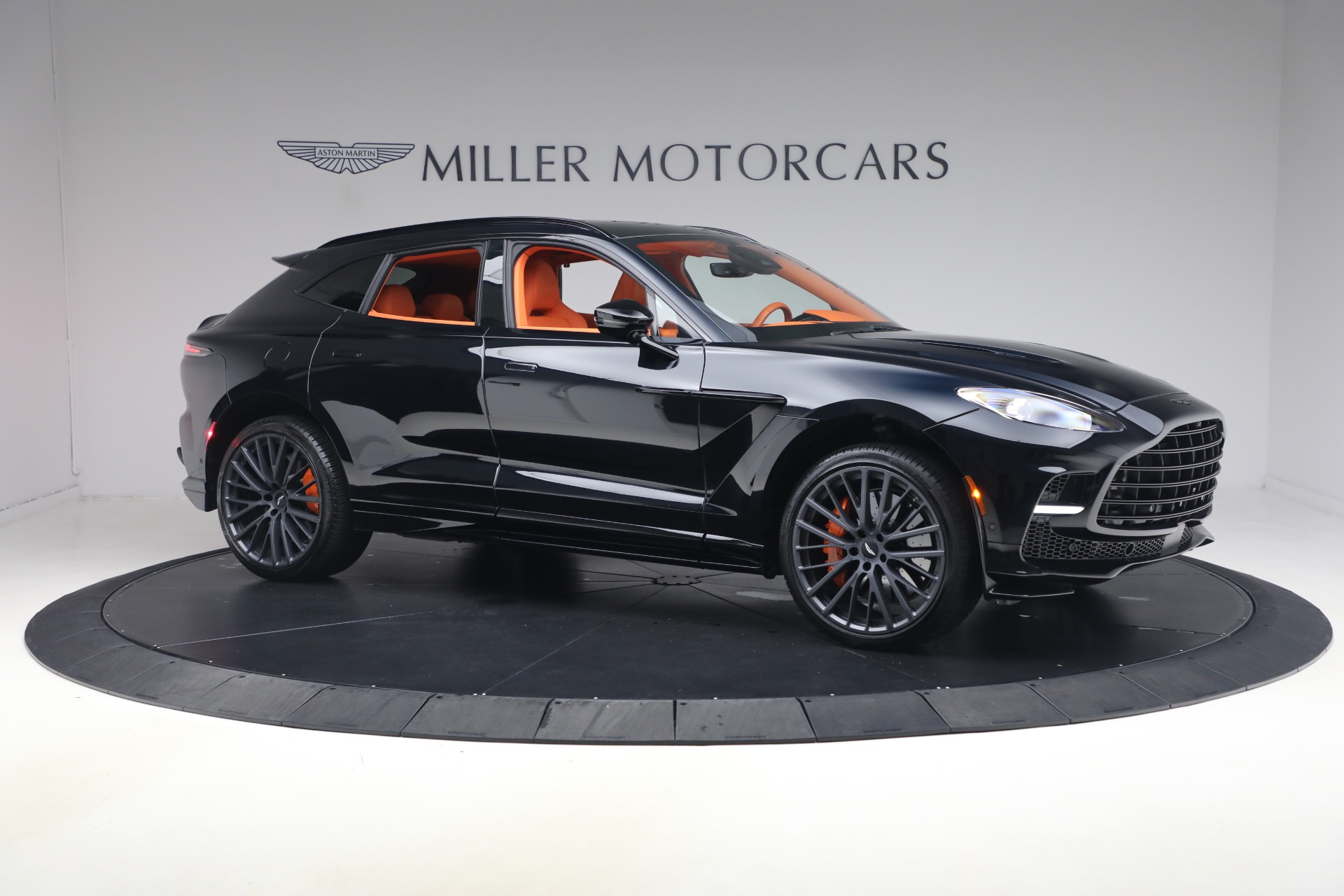 Used-2025-Aston-Martin-DBX-707