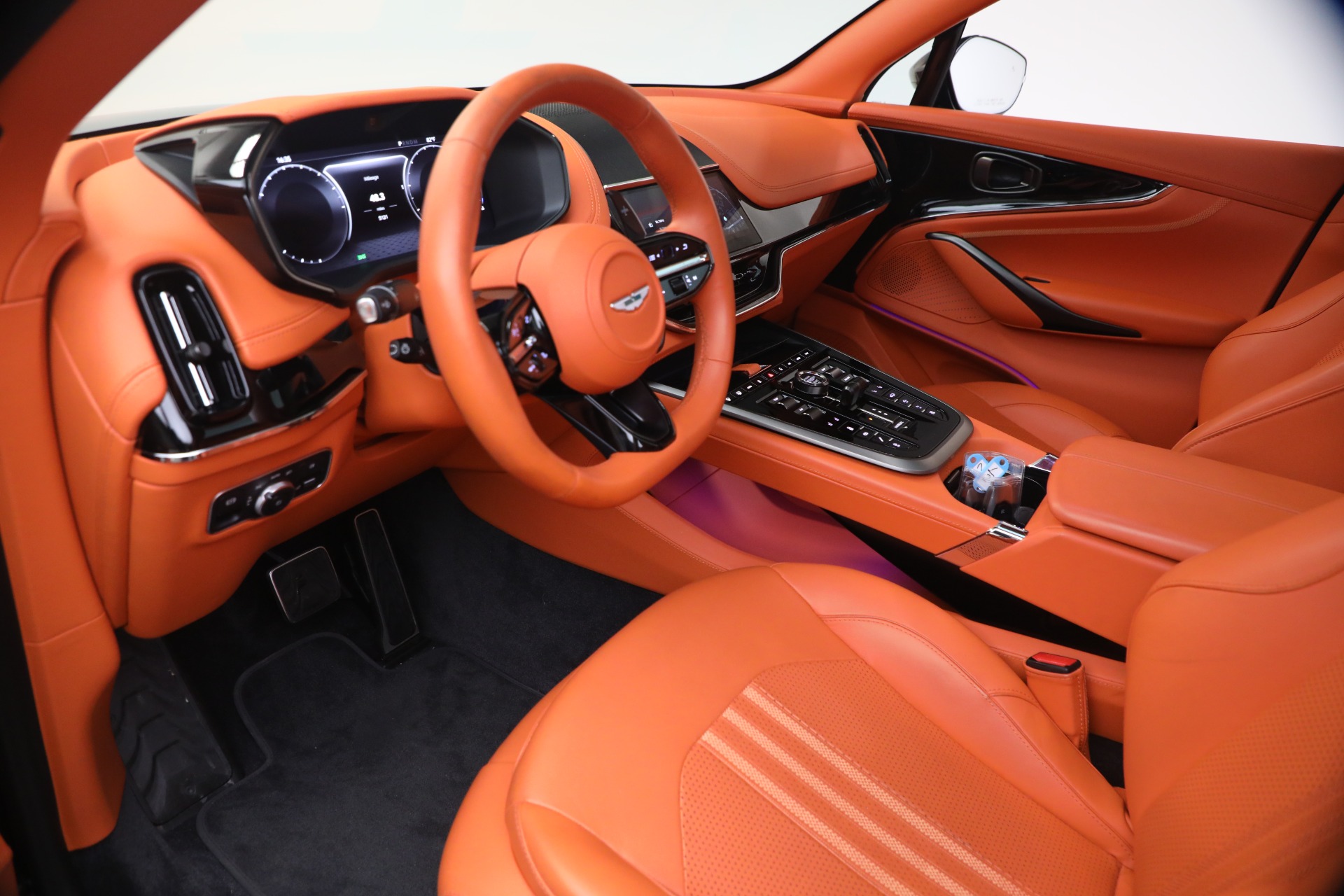 Used-2025-Aston-Martin-DBX-707