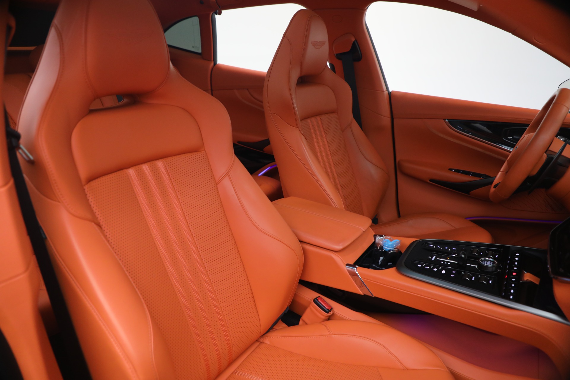 Used-2025-Aston-Martin-DBX-707