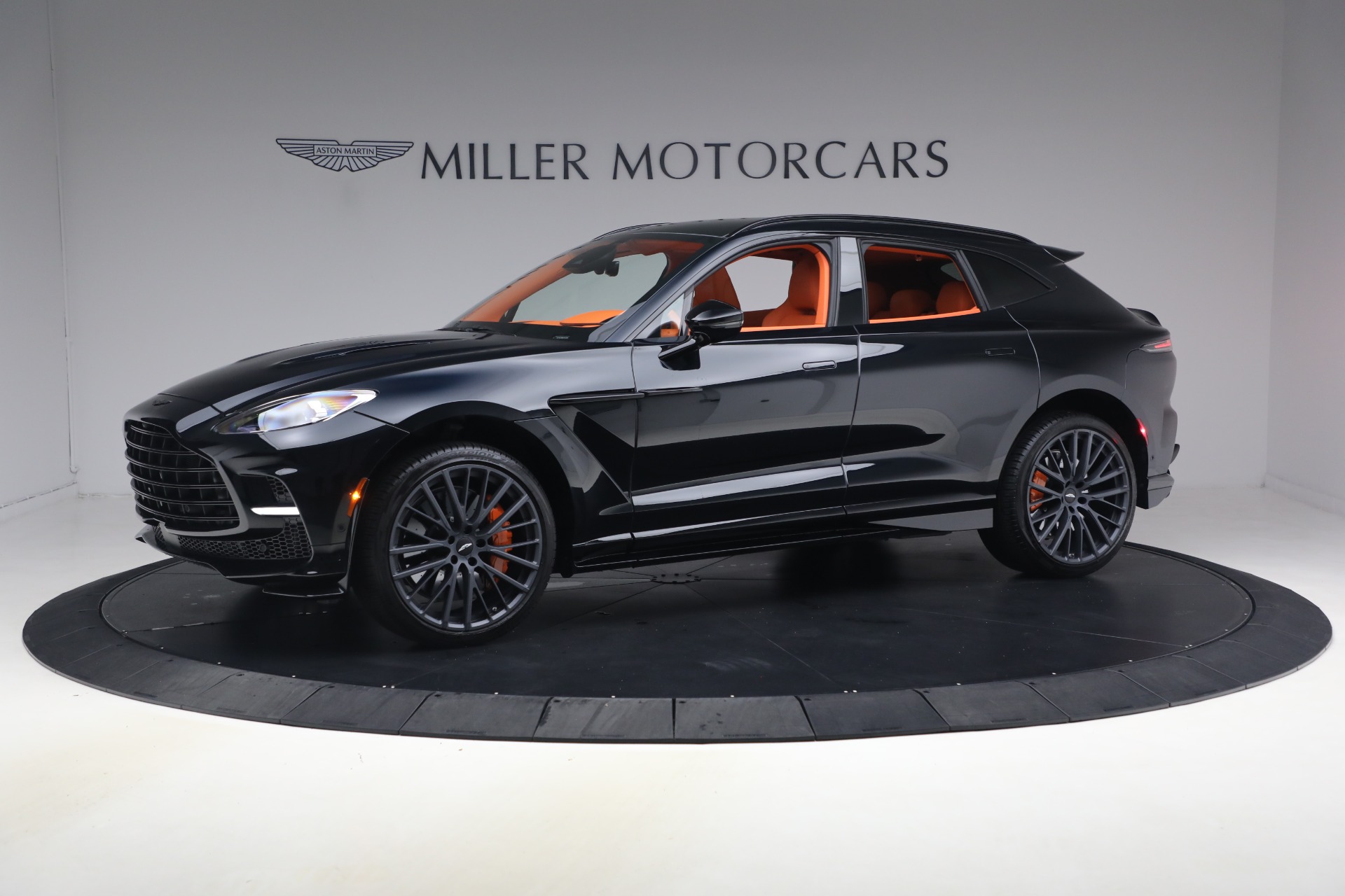Used-2025-Aston-Martin-DBX-707