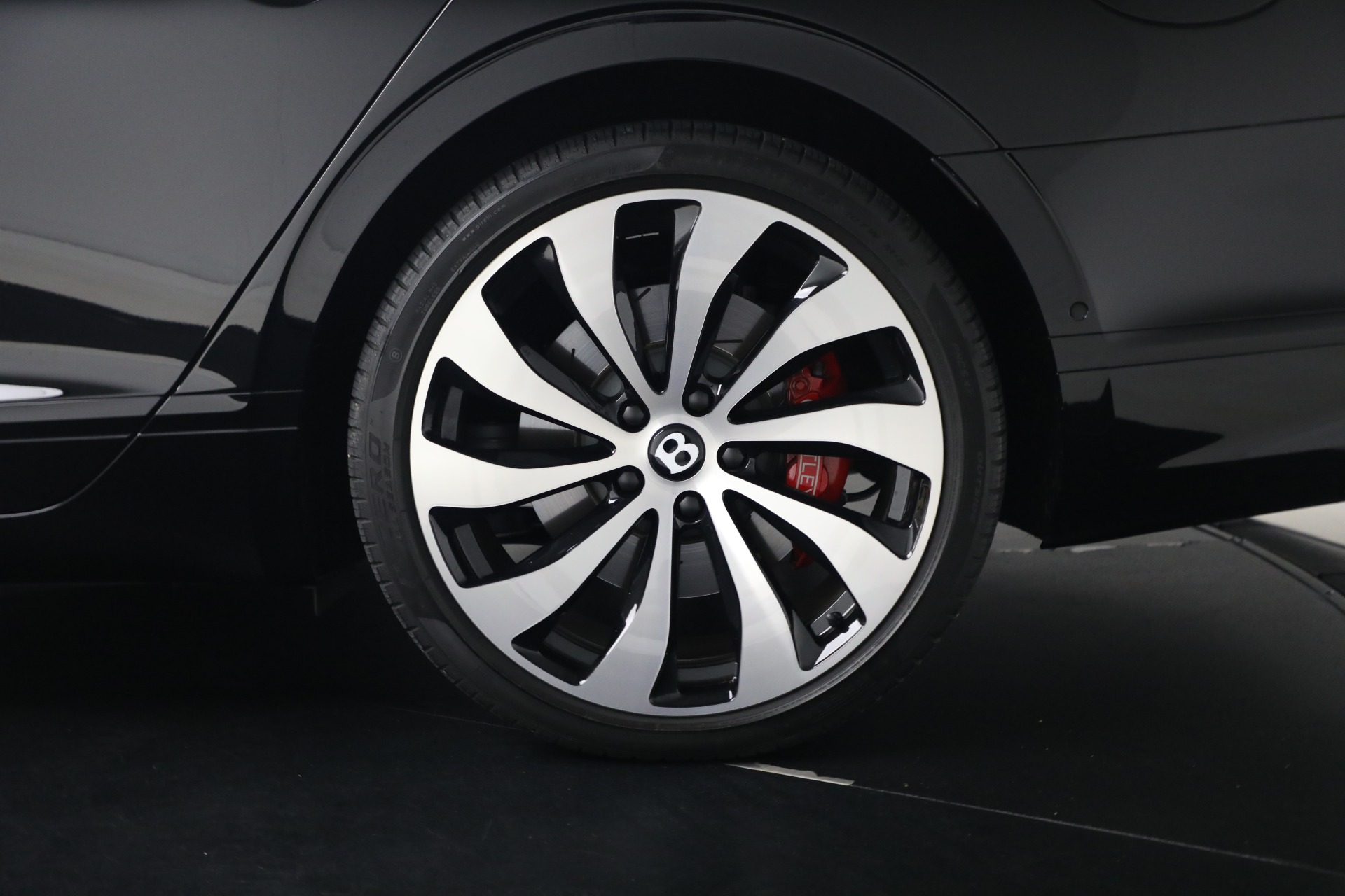 Used-2022-Bentley-Flying-Spur-Hybrid