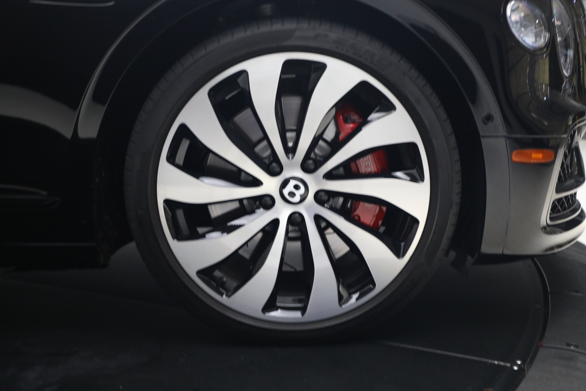 Used-2022-Bentley-Flying-Spur-Hybrid