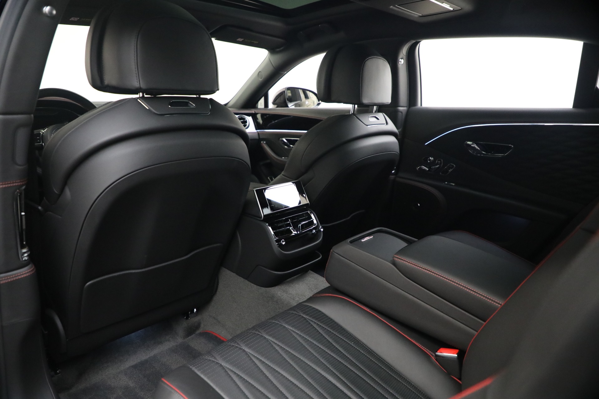 Used-2022-Bentley-Flying-Spur-Hybrid
