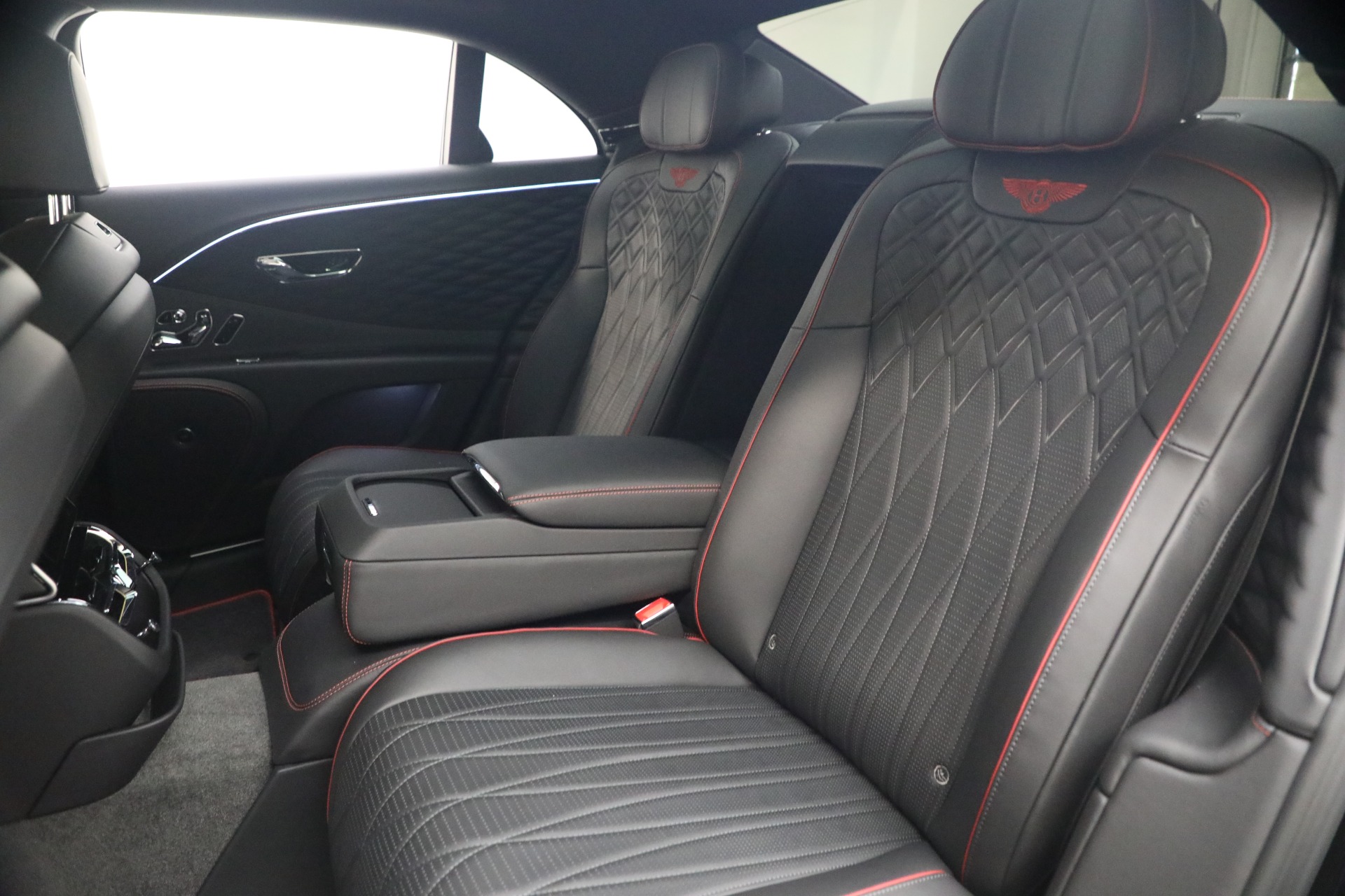 Used-2022-Bentley-Flying-Spur-Hybrid