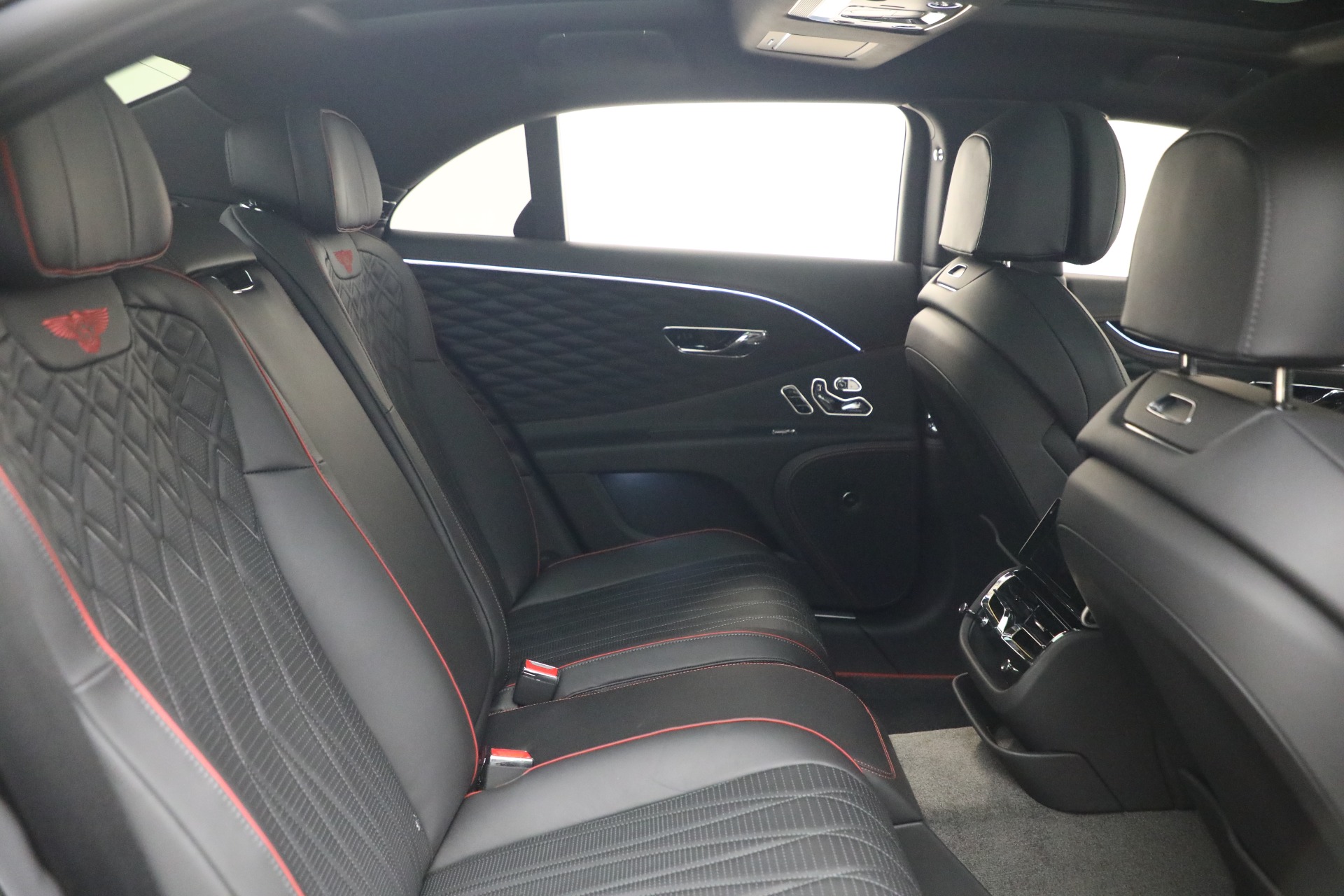 Used-2022-Bentley-Flying-Spur-Hybrid