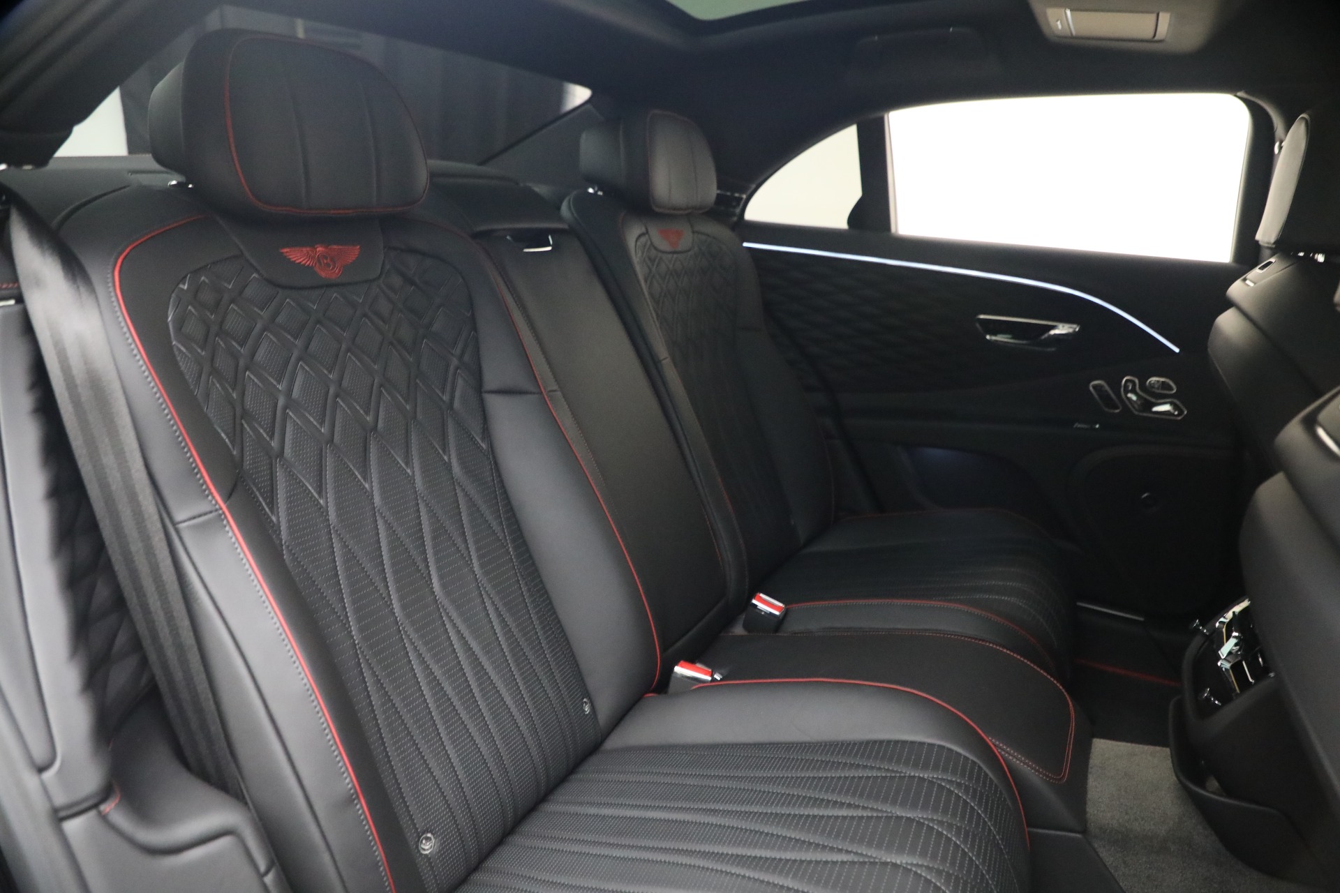 Used-2022-Bentley-Flying-Spur-Hybrid