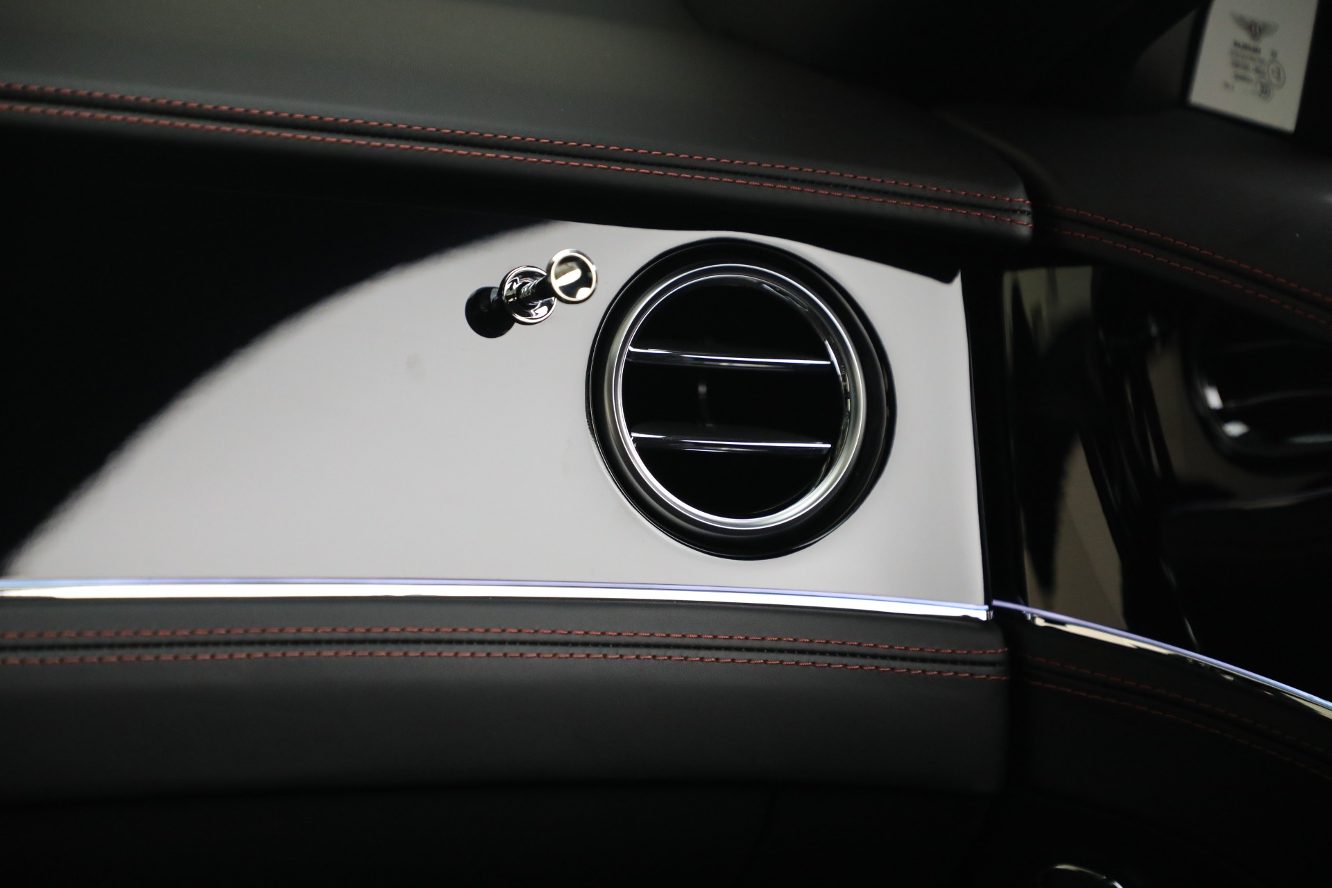 Used-2022-Bentley-Flying-Spur-Hybrid