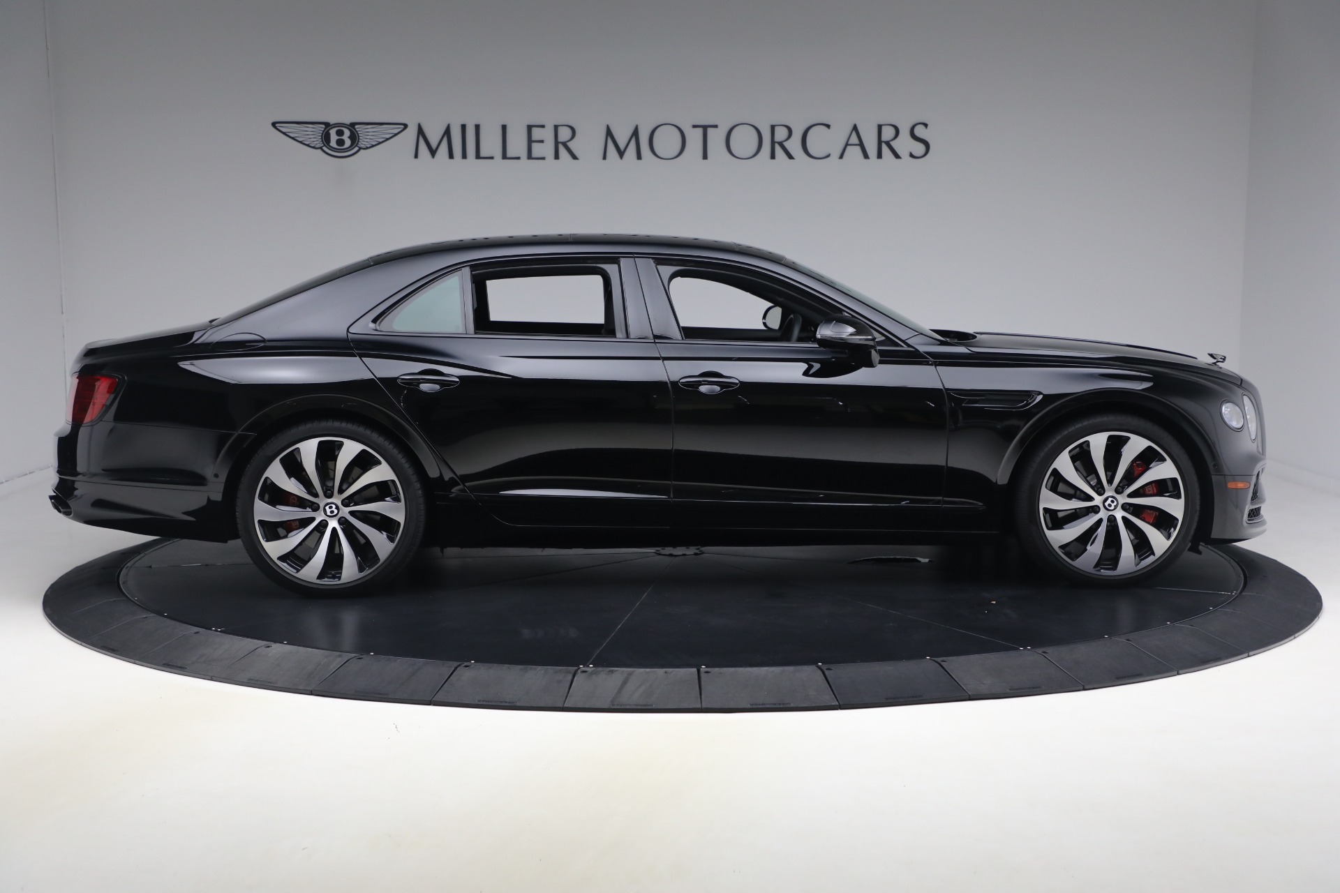 Used-2022-Bentley-Flying-Spur-Hybrid