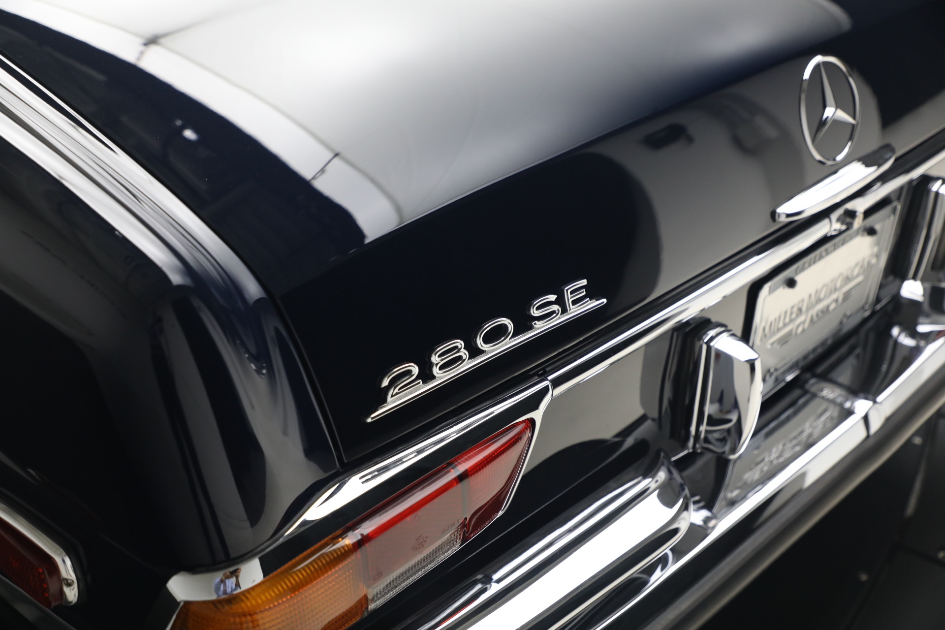 Used-1971-Mercedes-Benz-280SE-35-Cabriolet