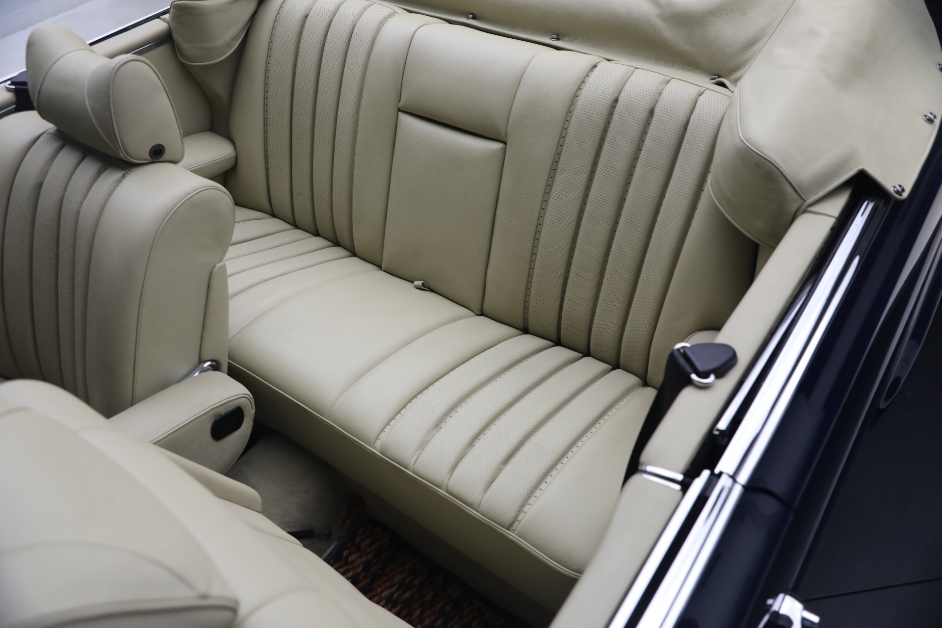 Used-1971-Mercedes-Benz-280SE-35-Cabriolet