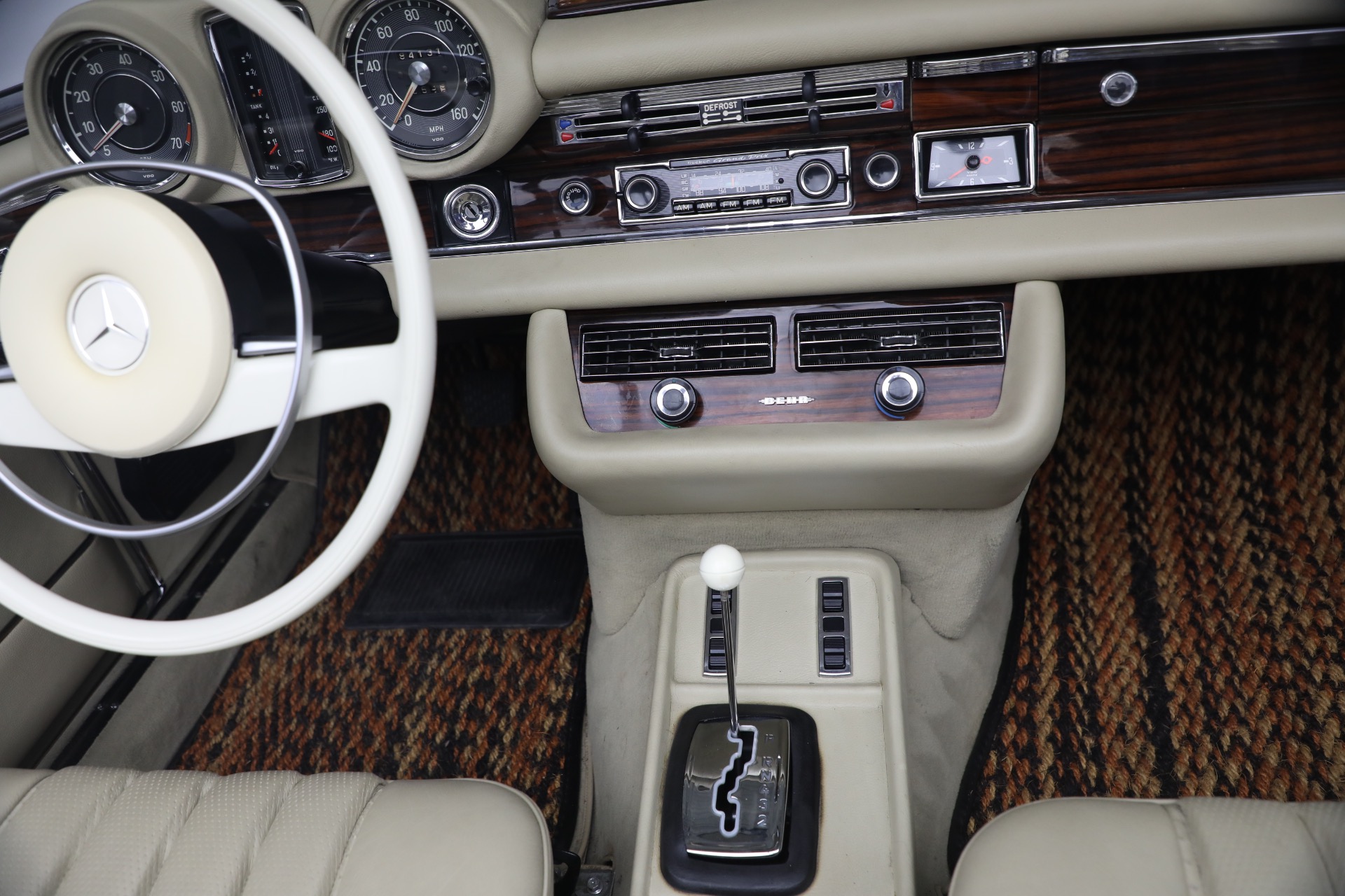 Used-1971-Mercedes-Benz-280SE-35-Cabriolet