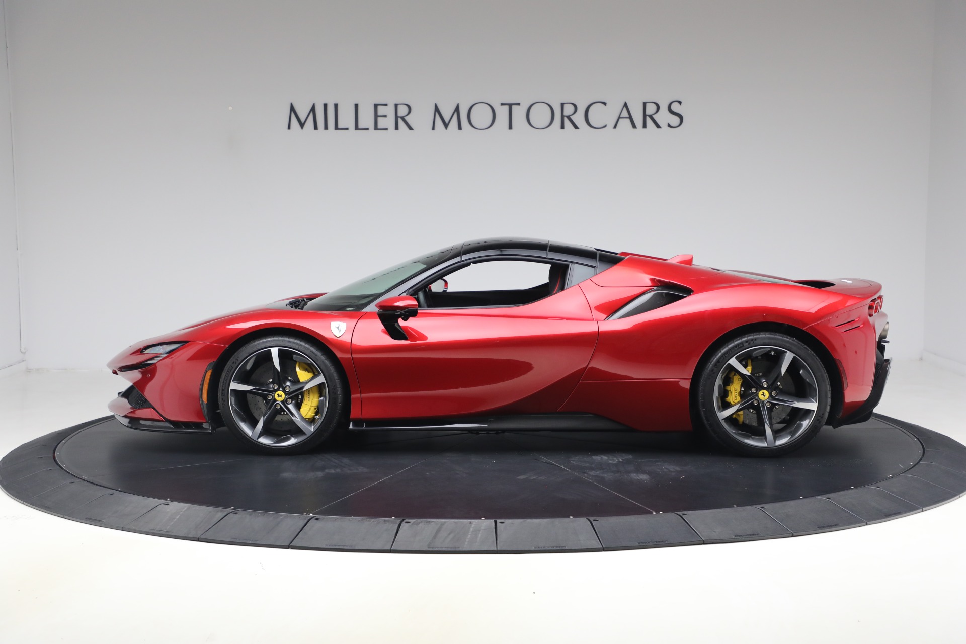 Used-2024-Ferrari-SF90-Spider