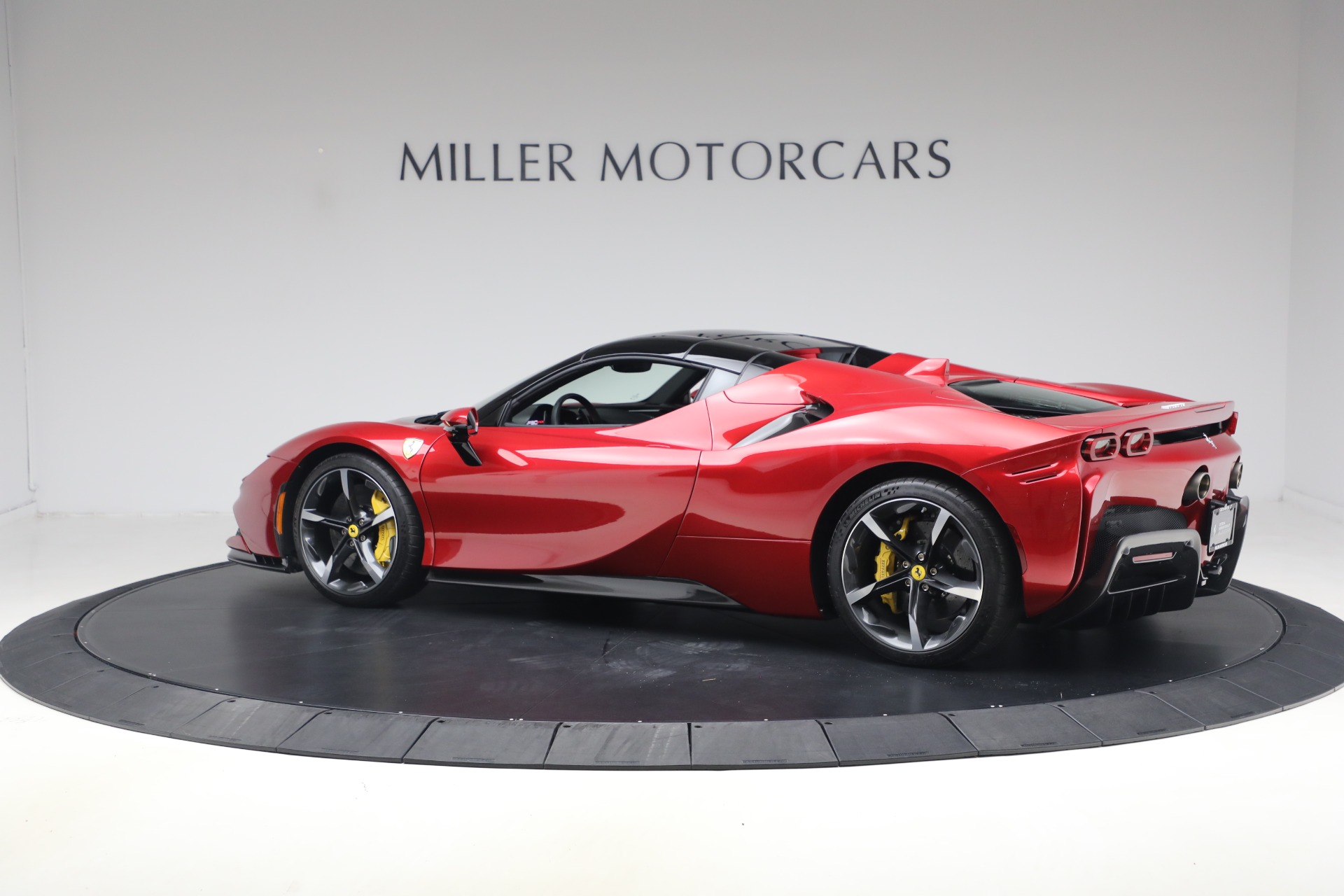 Used-2024-Ferrari-SF90-Spider