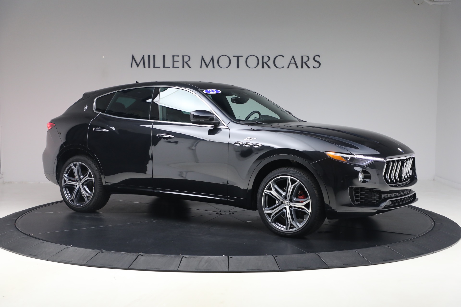 Used-2023-Maserati-Levante-GT