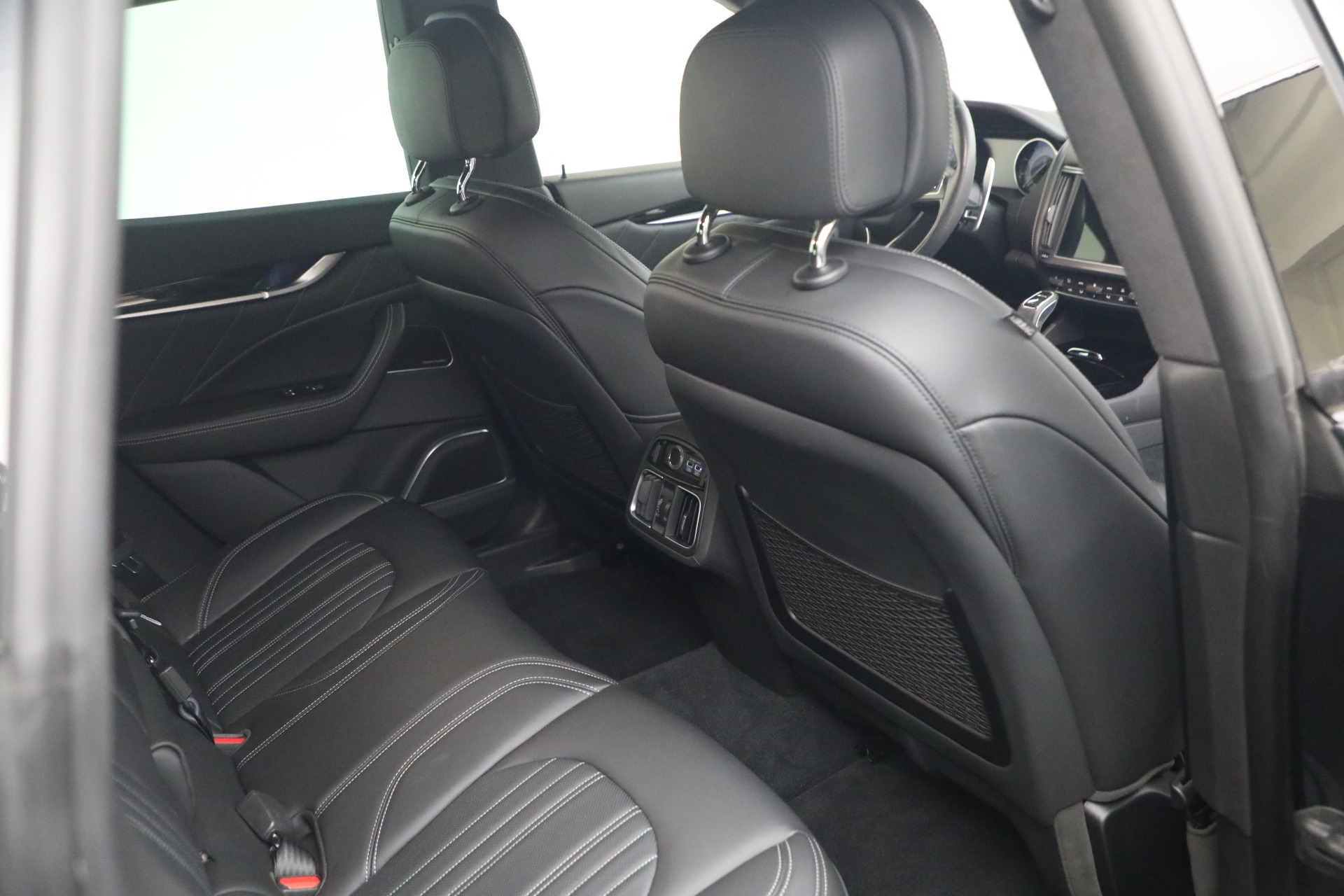 Used-2023-Maserati-Levante-GT