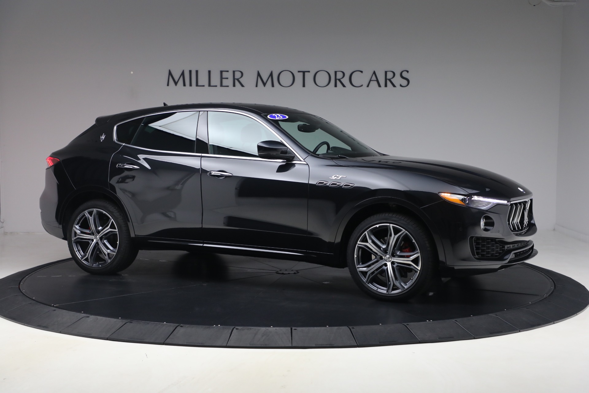 Used-2023-Maserati-Levante-GT