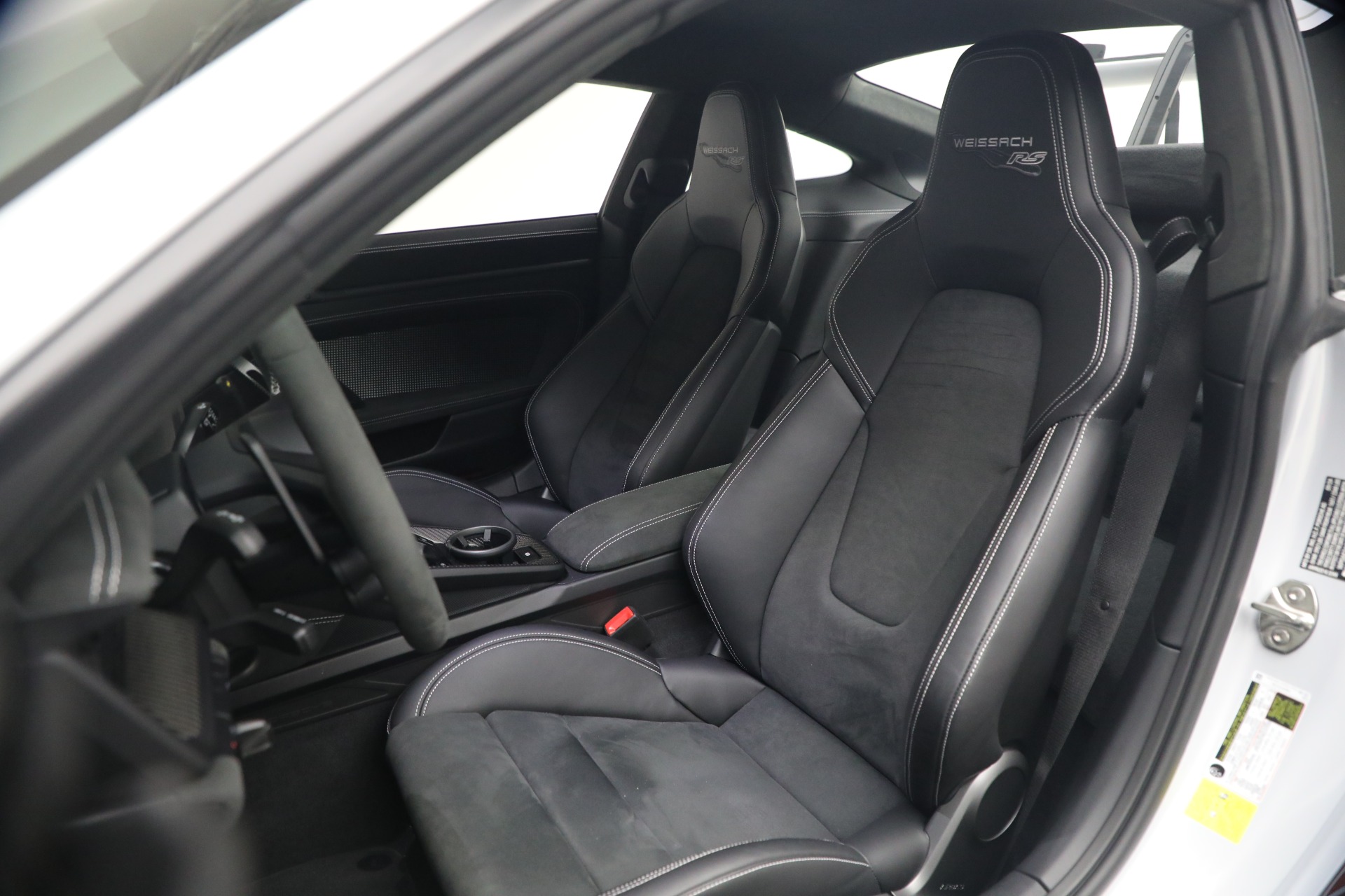 Used-2025-Porsche-911-GT3-RS