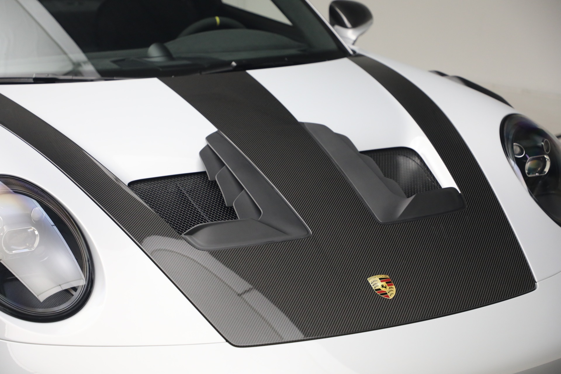 Used-2025-Porsche-911-GT3-RS