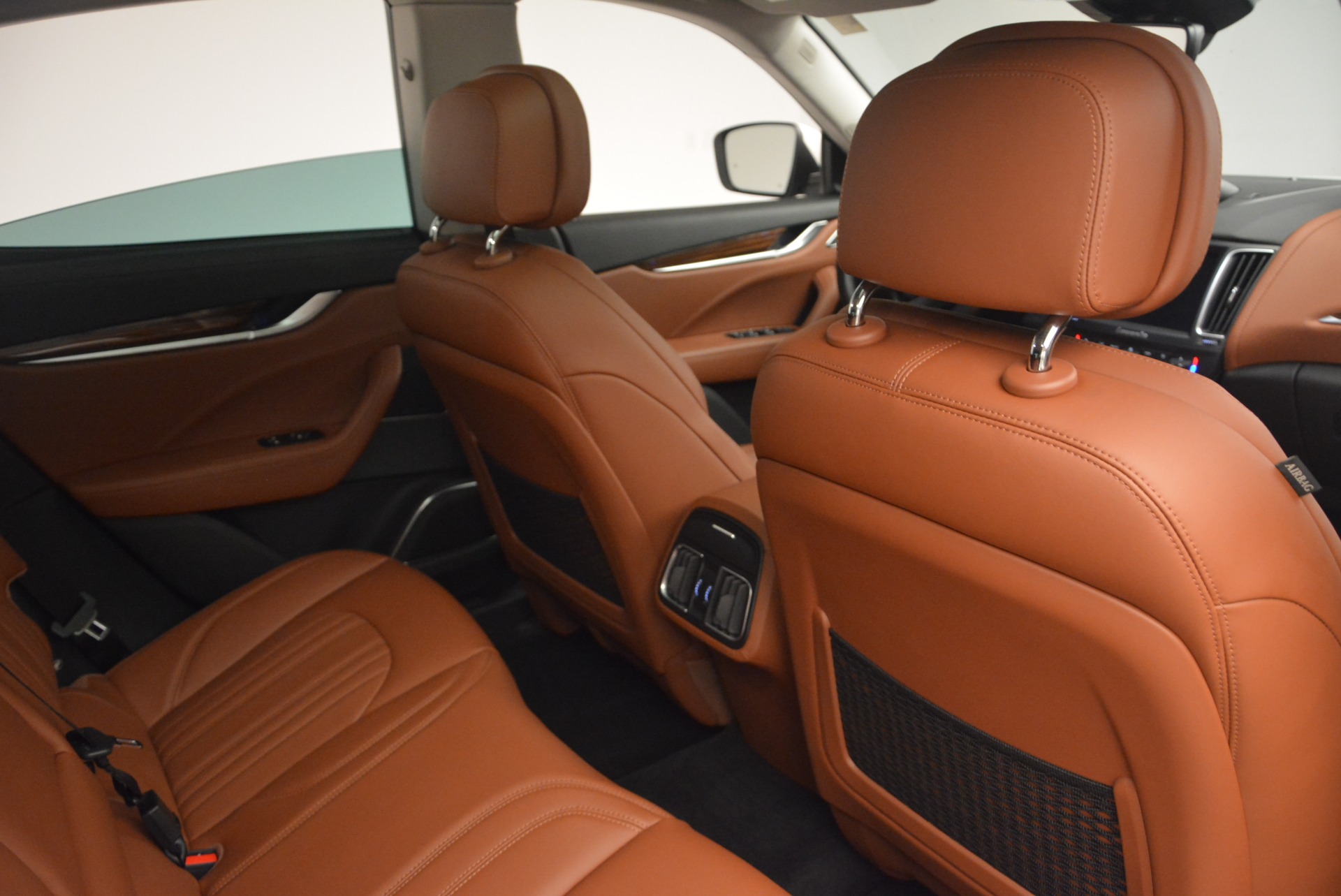 New-2017-Maserati-Levante-S