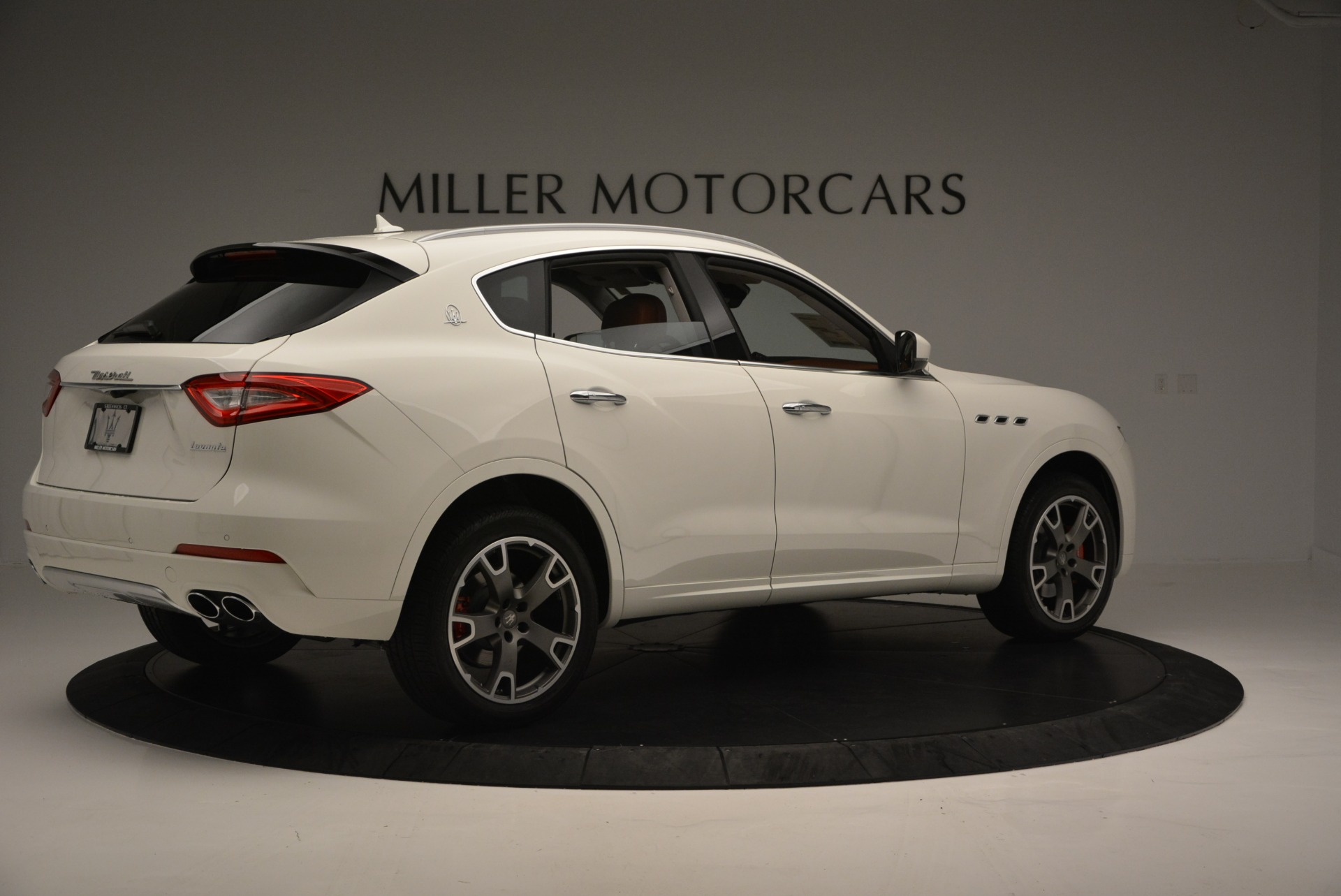 New-2017-Maserati-Levante-S