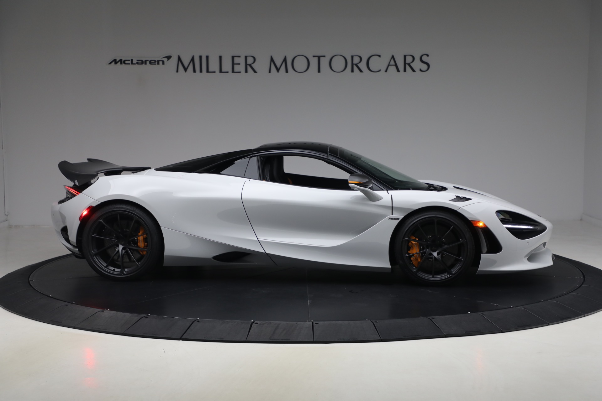 New-2027-McLaren-750S-Spider-Performance