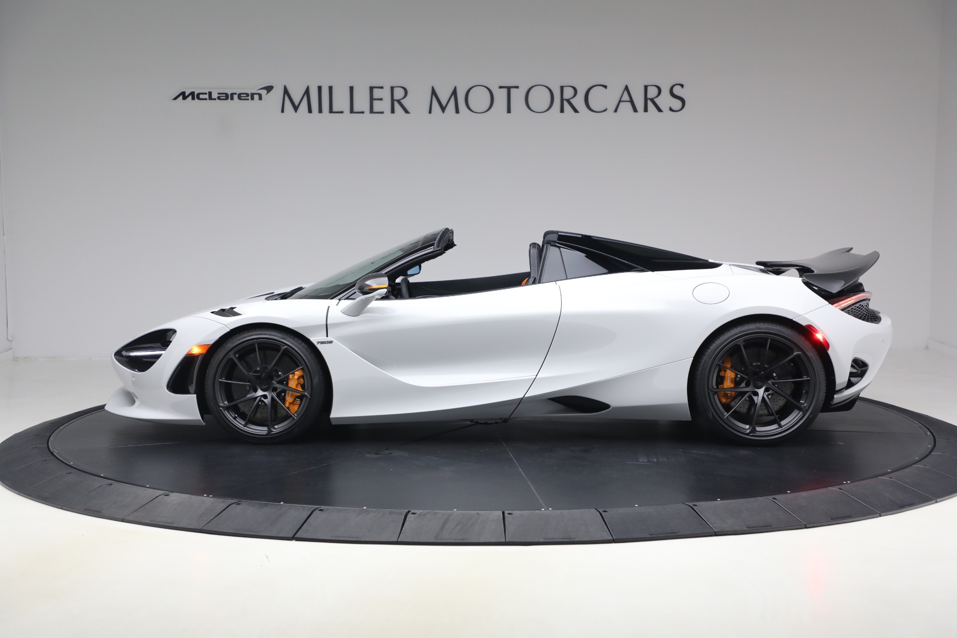 New-2027-McLaren-750S-Spider-Performance