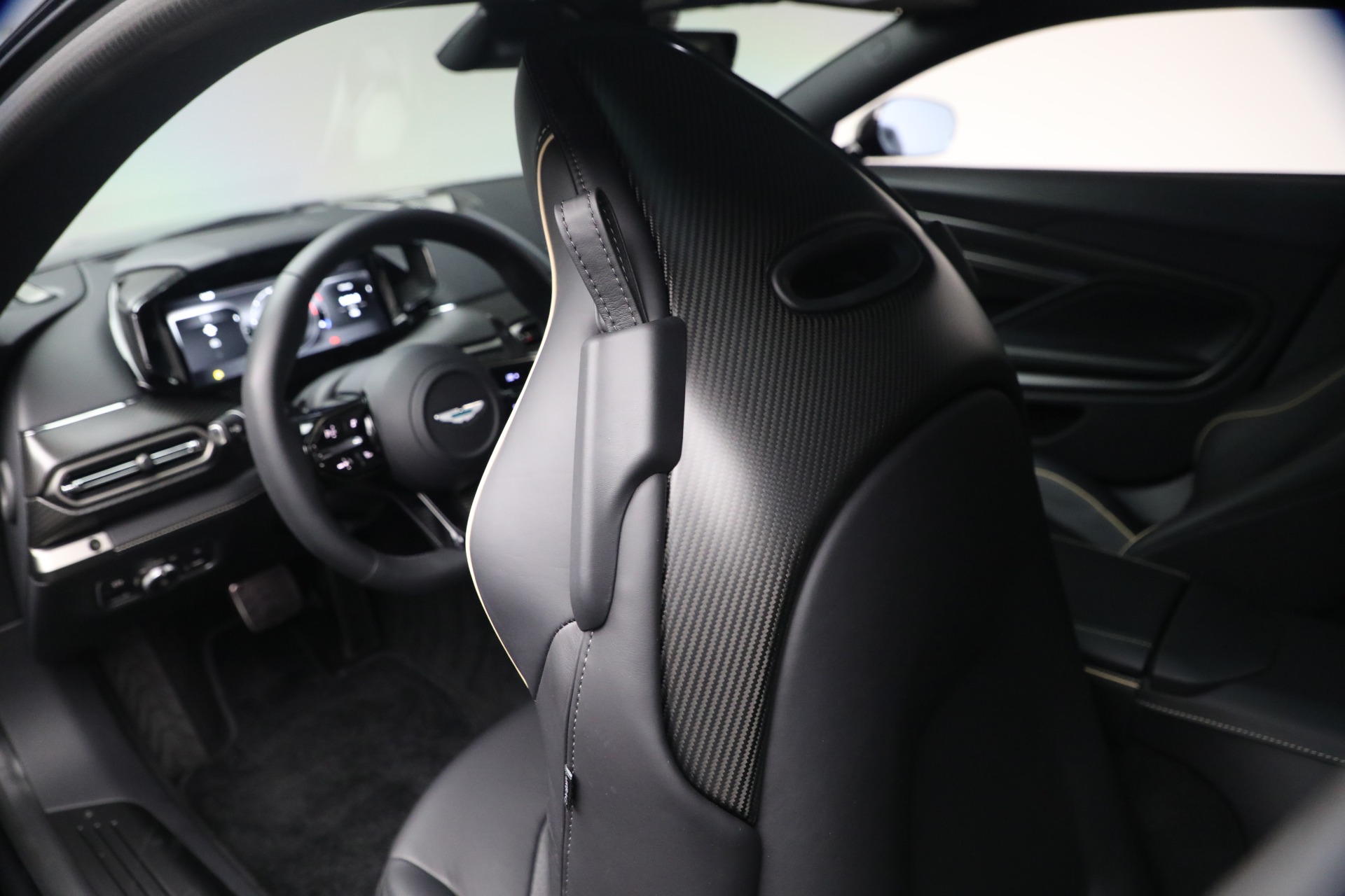 Used-2025-Aston-Martin-Vanquish