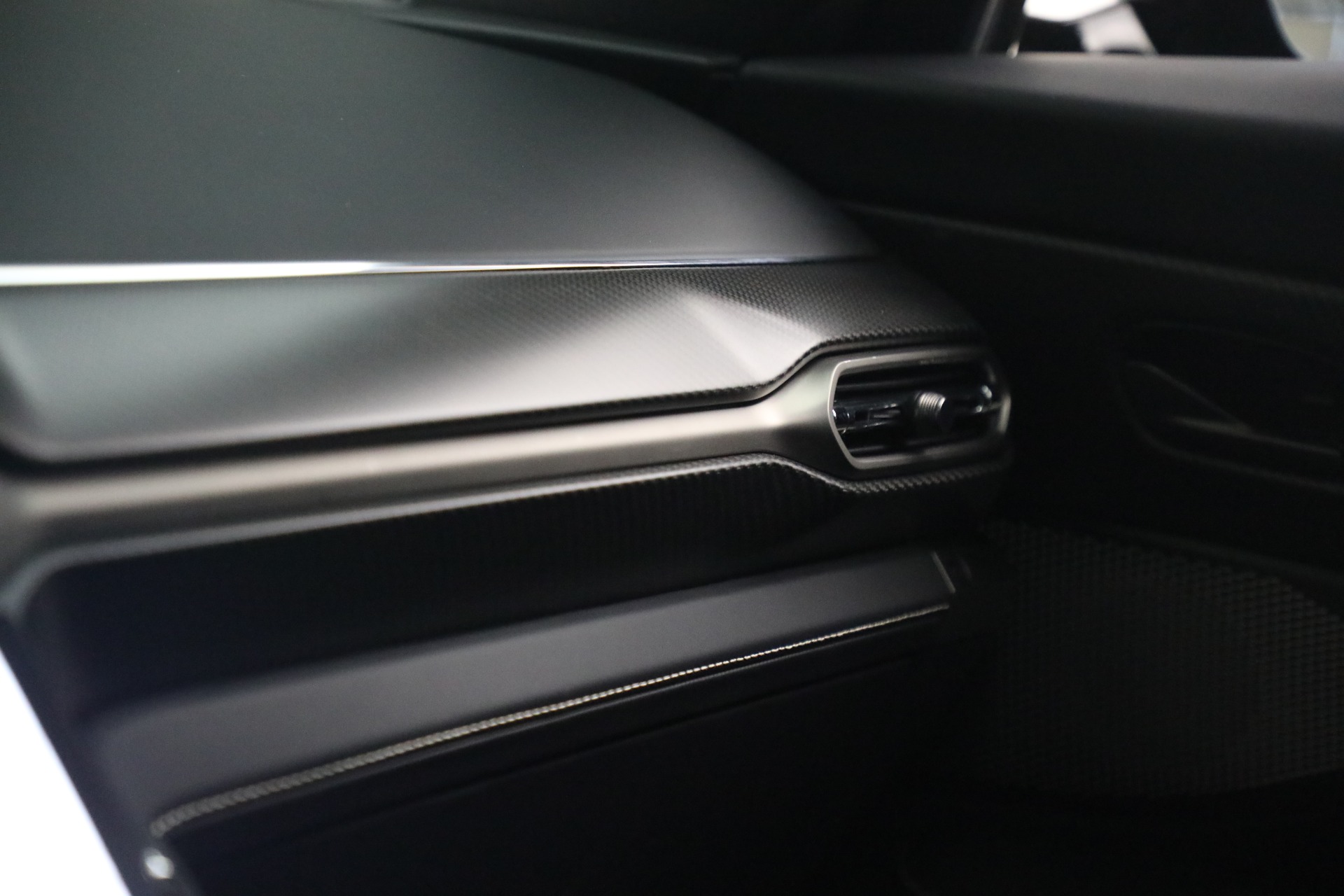 Used-2025-Aston-Martin-Vanquish