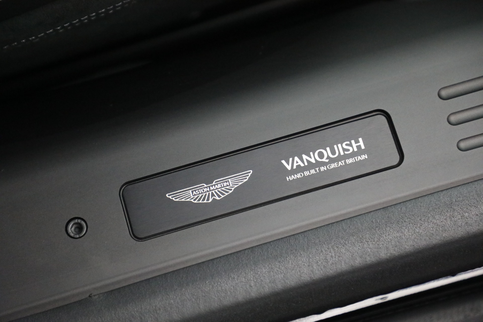Used-2025-Aston-Martin-Vanquish