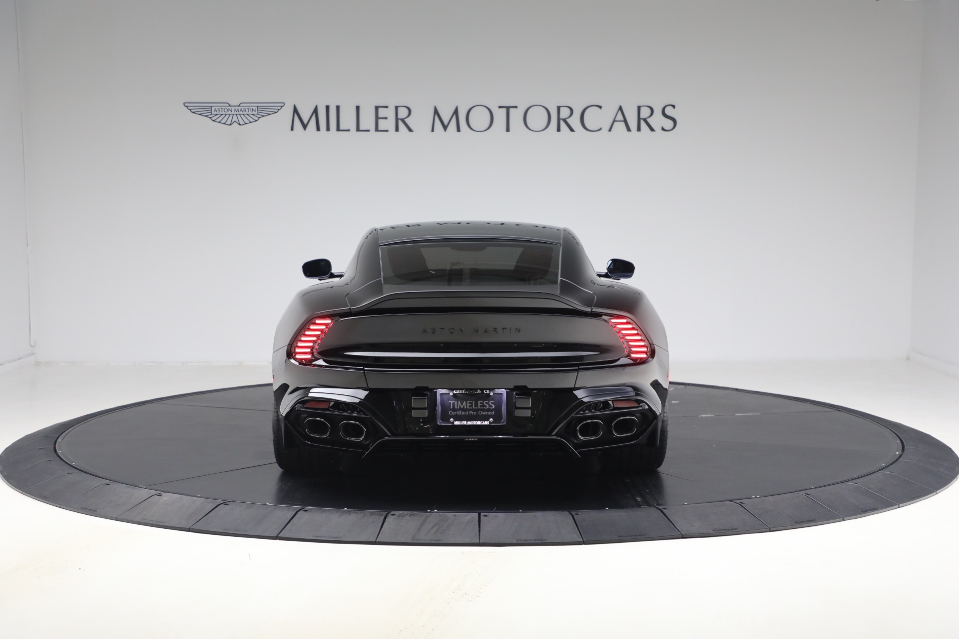 Used-2025-Aston-Martin-Vanquish