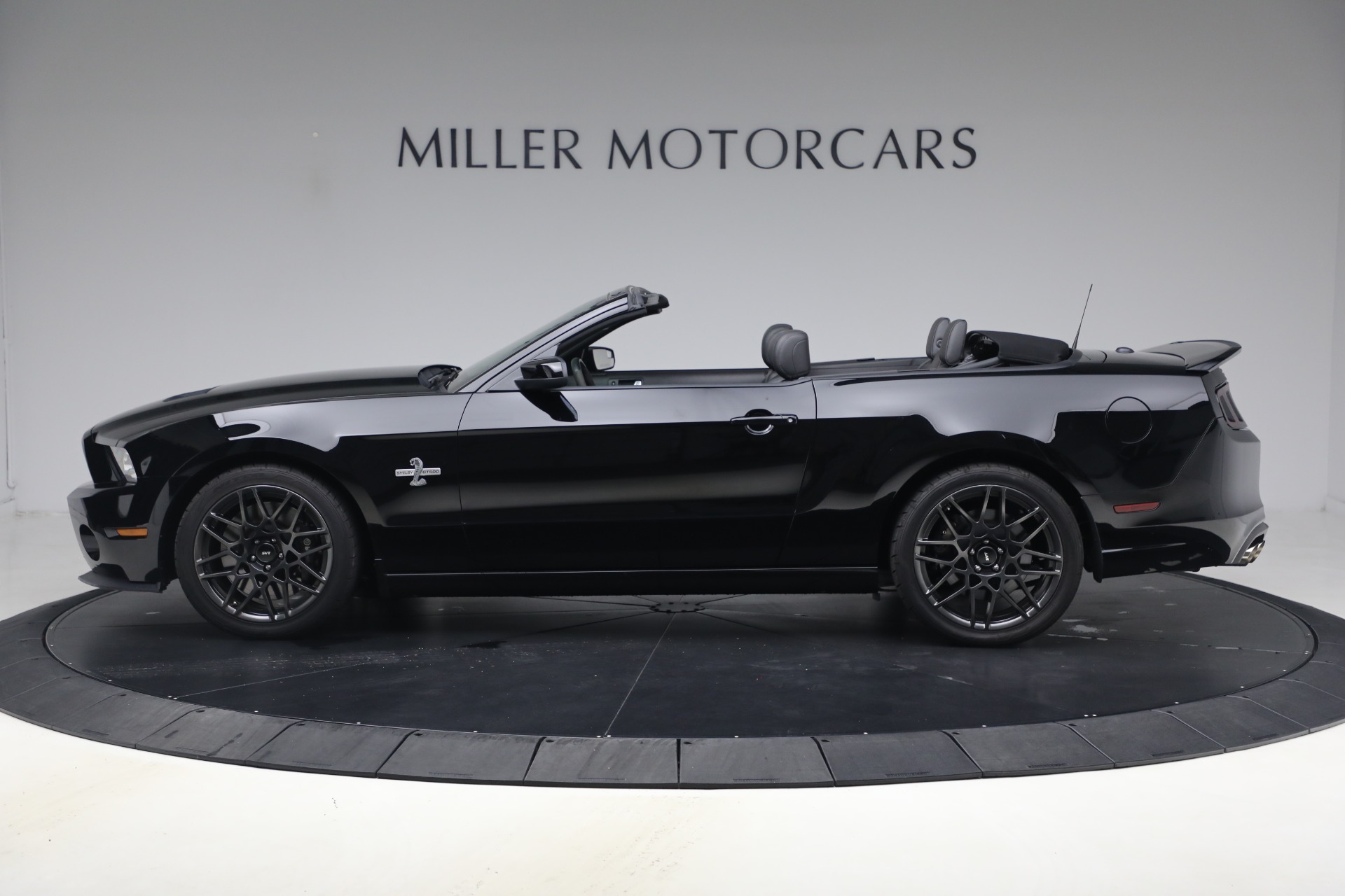 Used-2013-Ford-Shelby-GT500