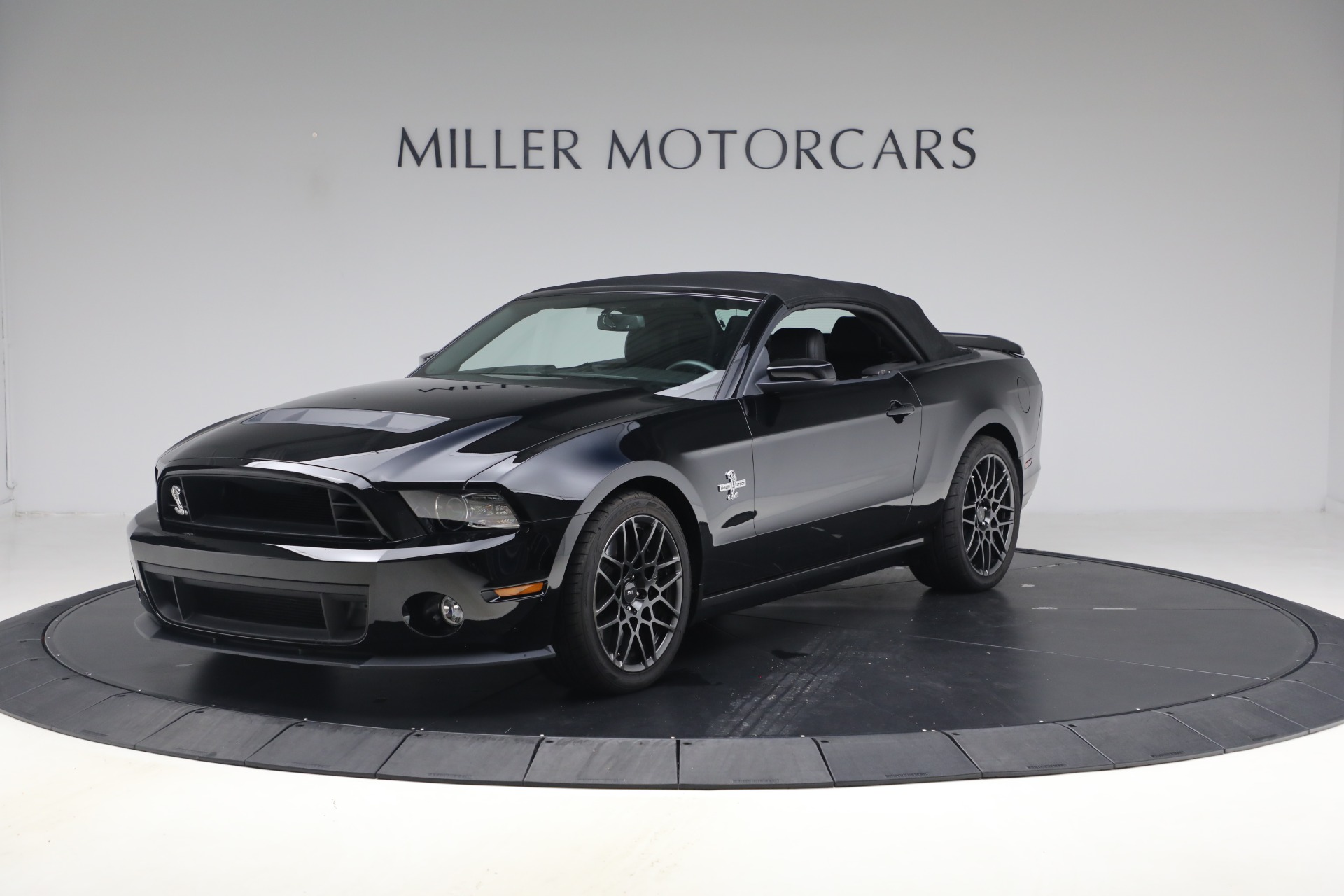 Used-2013-Ford-Shelby-GT500
